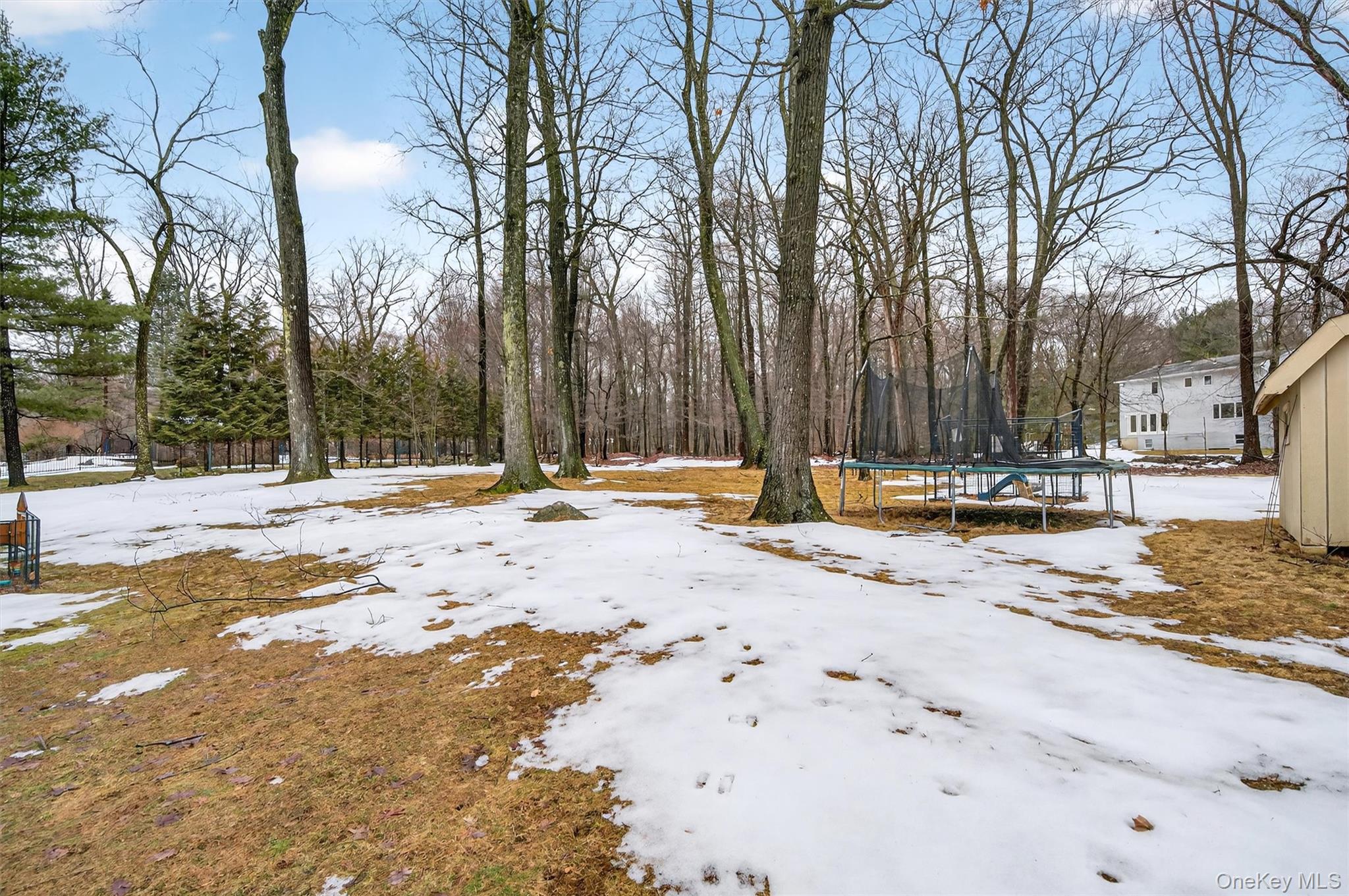 9 Eros Drive, Airmont, NY 10952