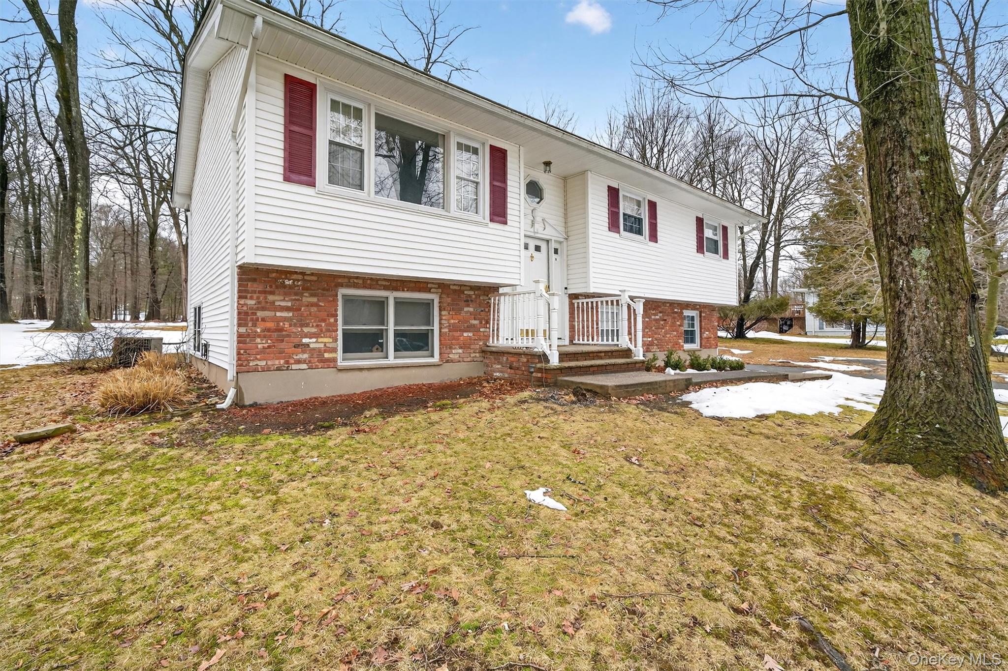 9 Eros Drive, Airmont, NY 10952