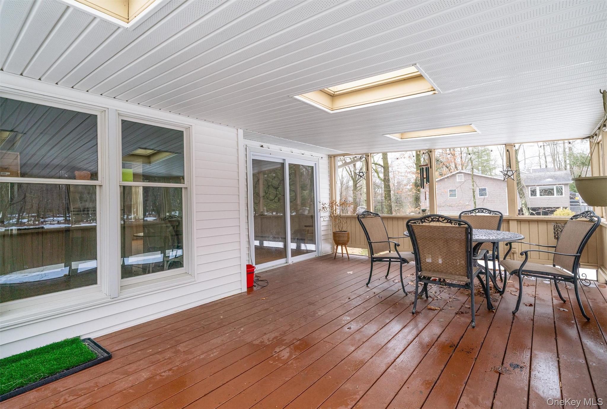 9 Eros Drive, Airmont, NY 10952