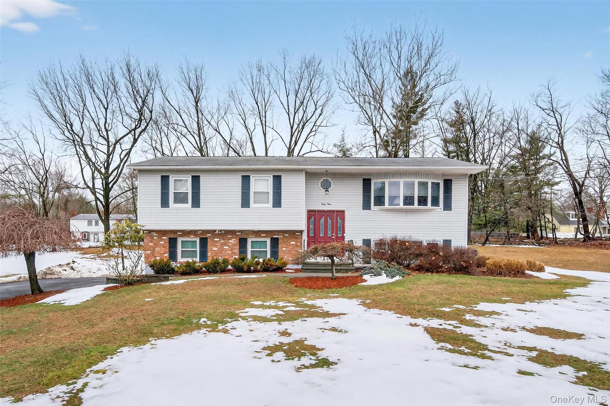 9 Eros Drive, Airmont, NY 10952