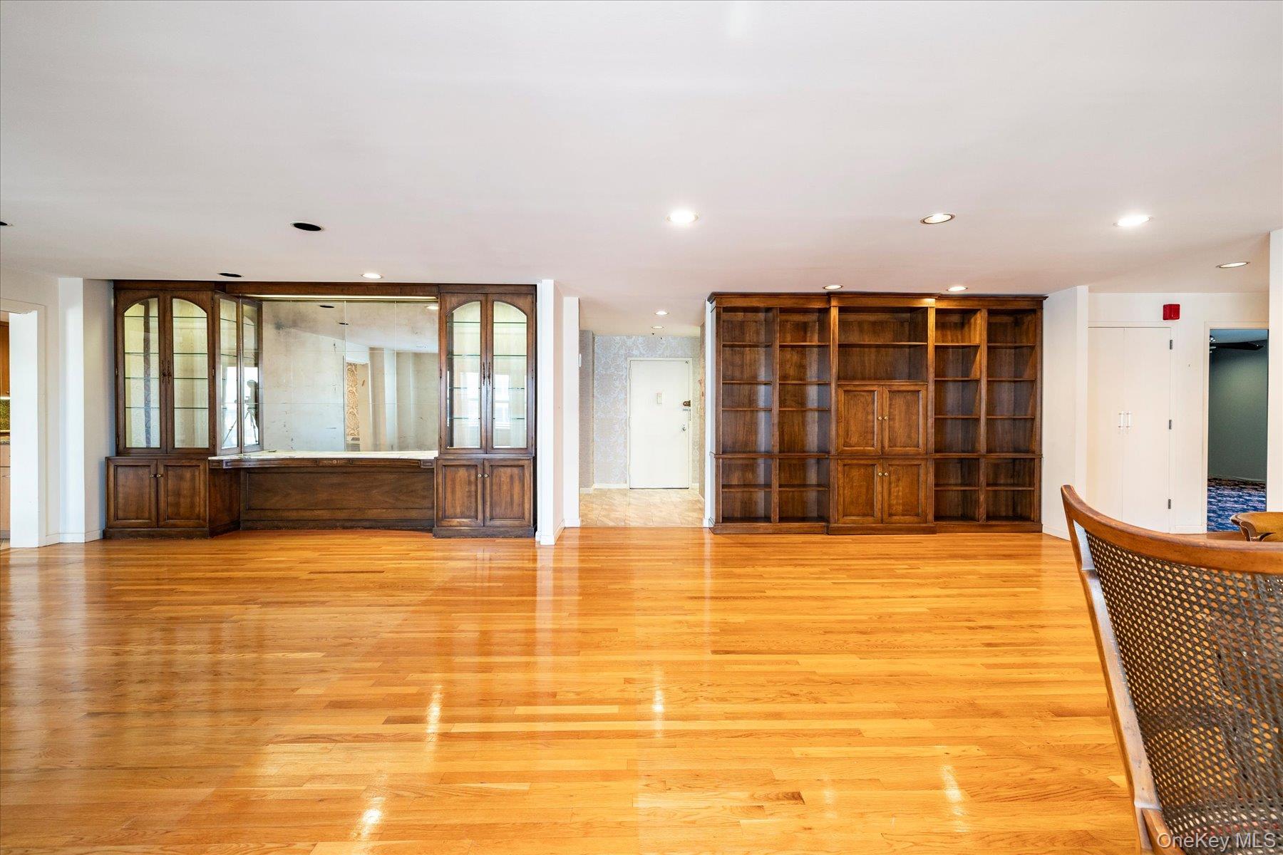 360 Shore Road # 6L & 6M, Long Beach, NY 11561