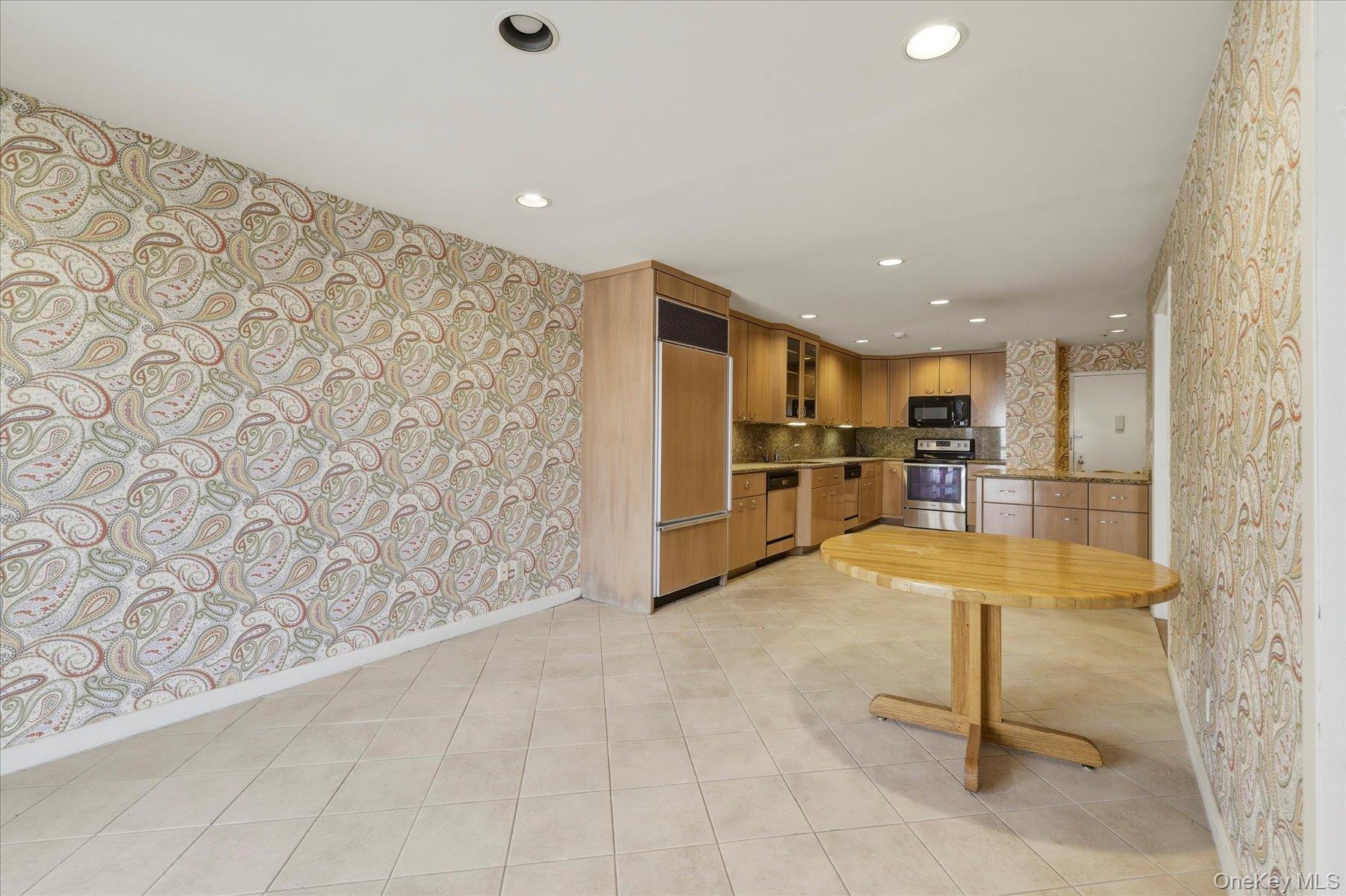 360 Shore Road # 6L & 6M, Long Beach, NY 11561