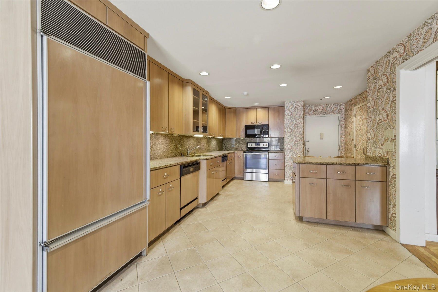 360 Shore Road # 6L & 6M, Long Beach, NY 11561