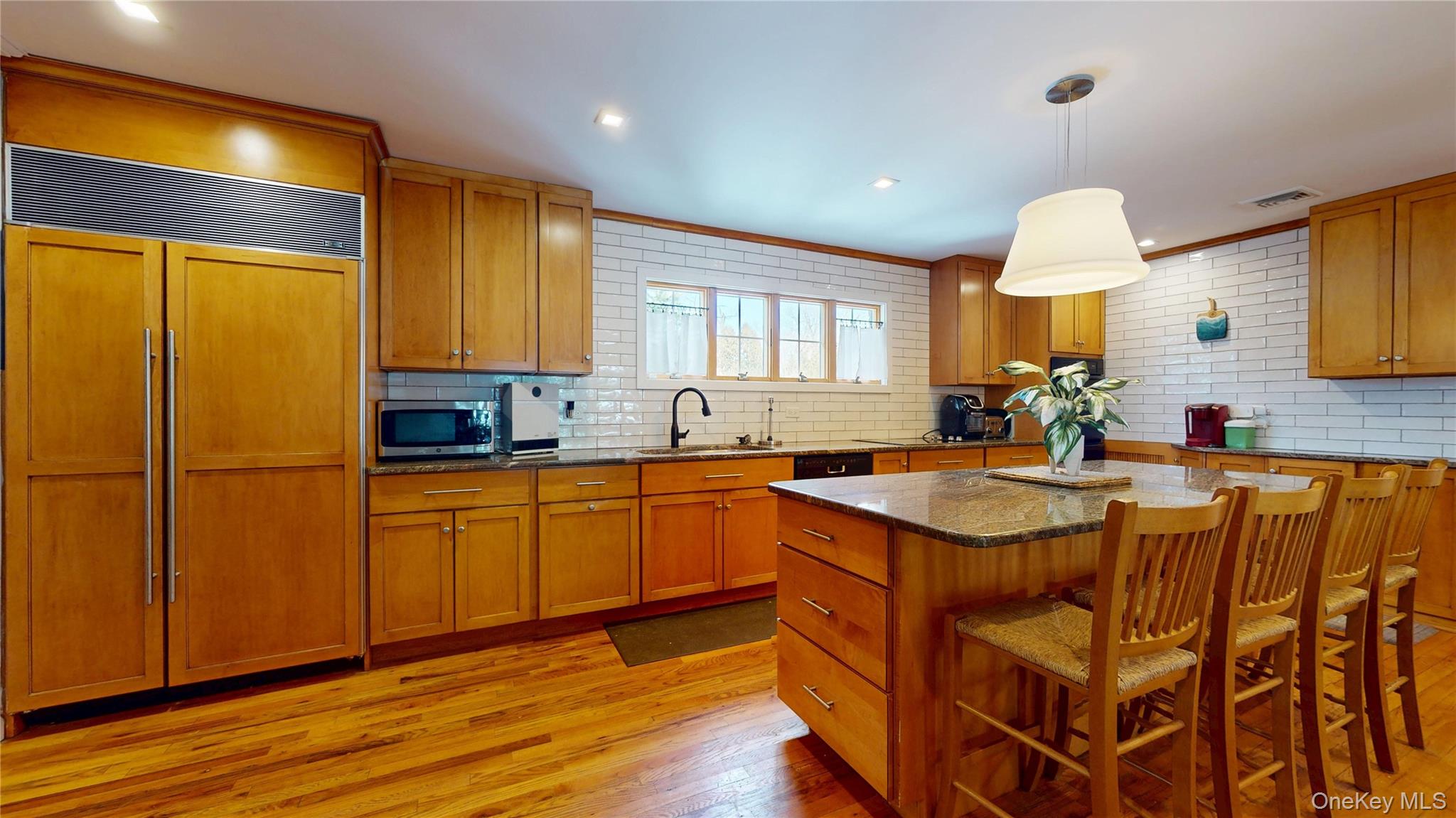 386 Mill Road, Westhampton, NY 11977