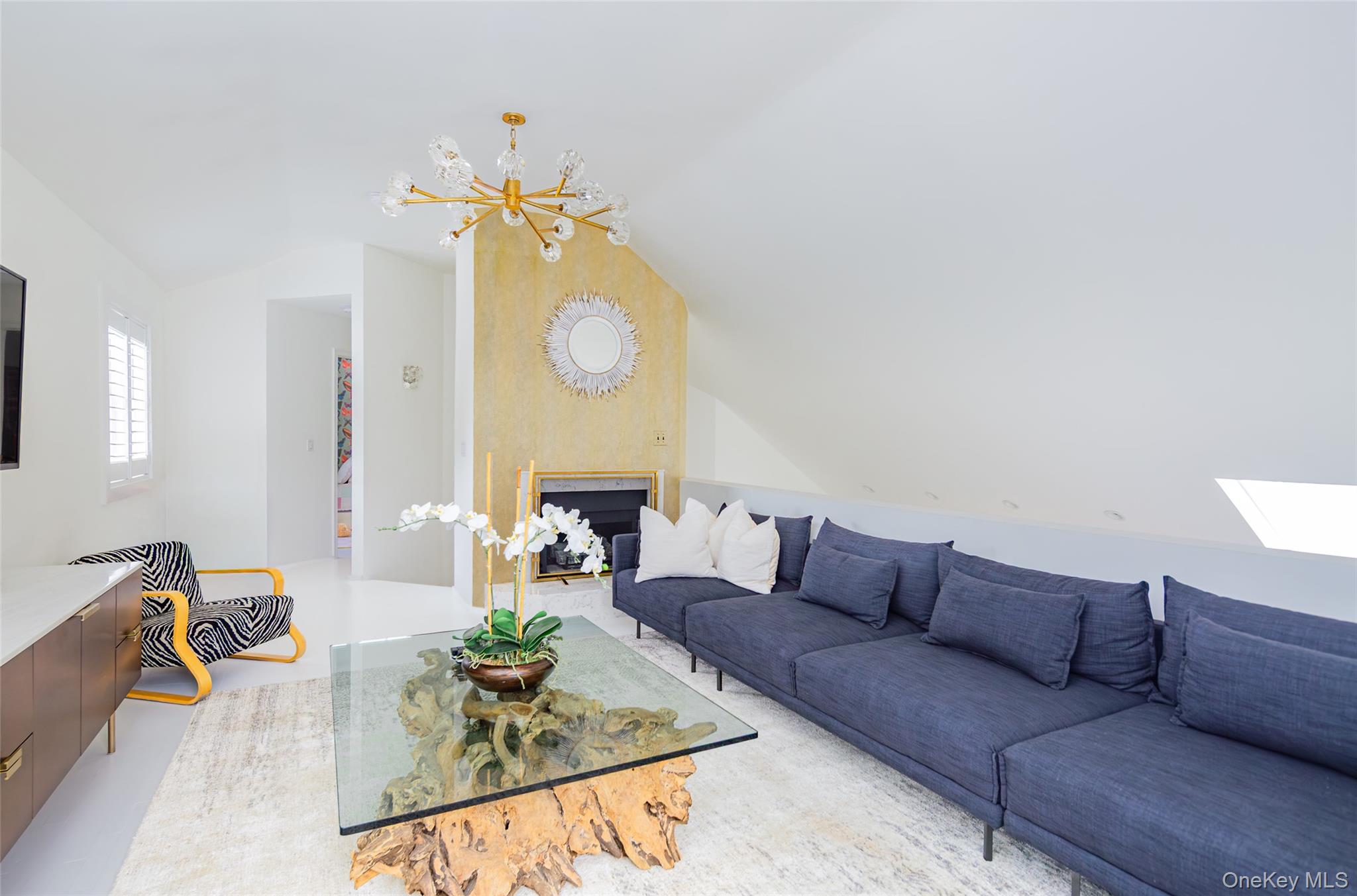 33 Hildreth Street, Southampton, NY 11968