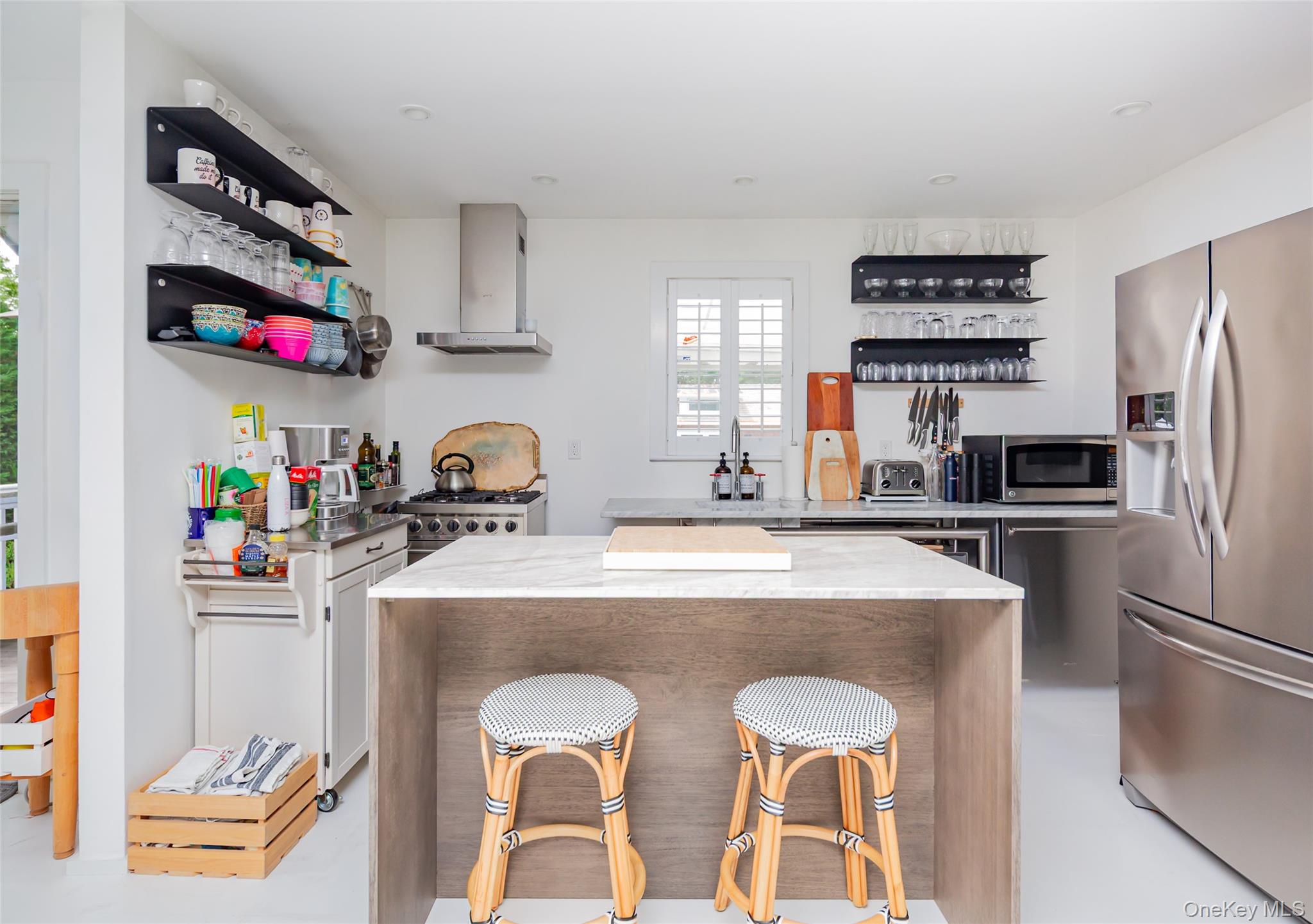 33 Hildreth Street, Southampton, NY 11968