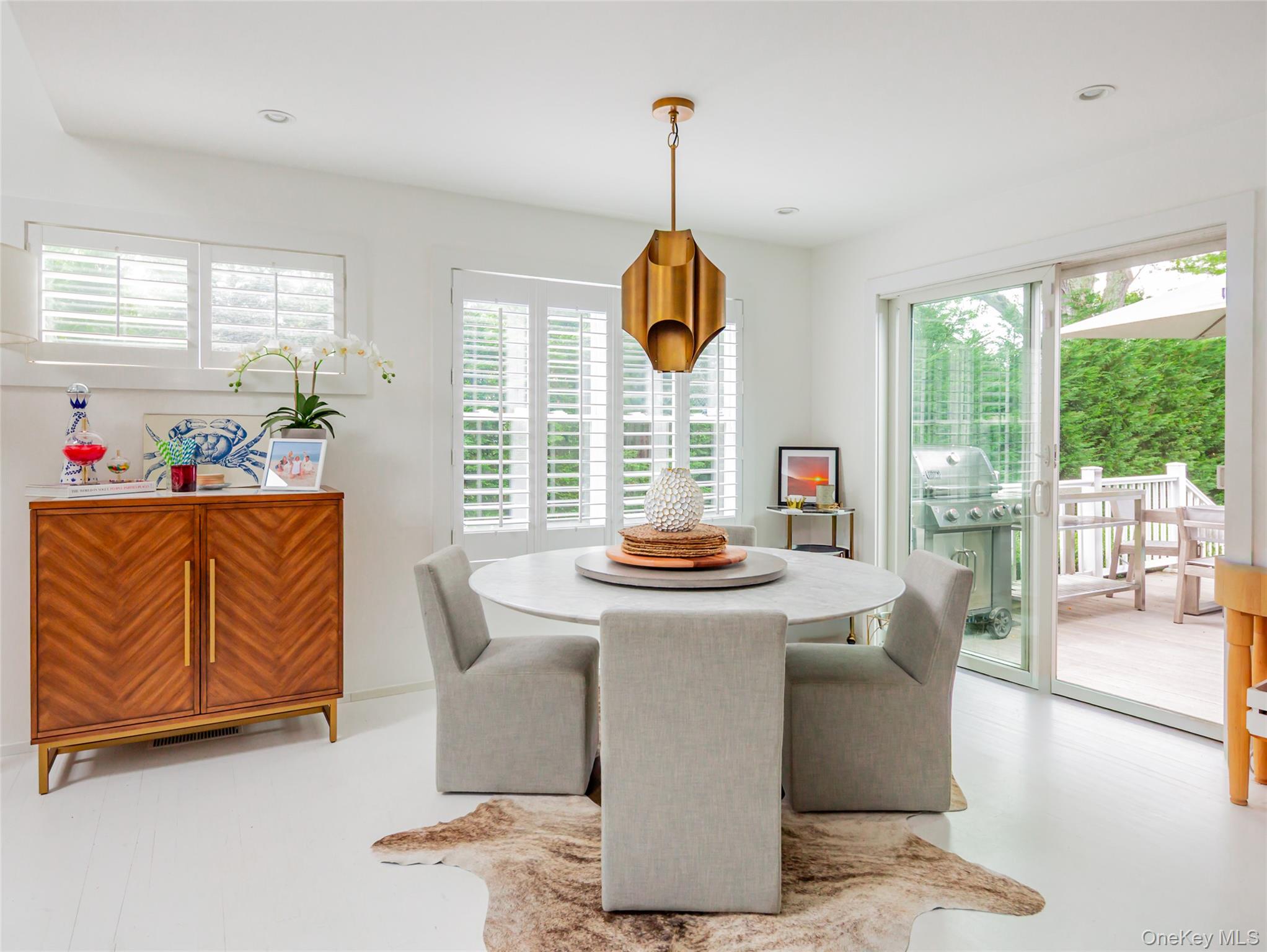 33 Hildreth Street, Southampton, NY 11968