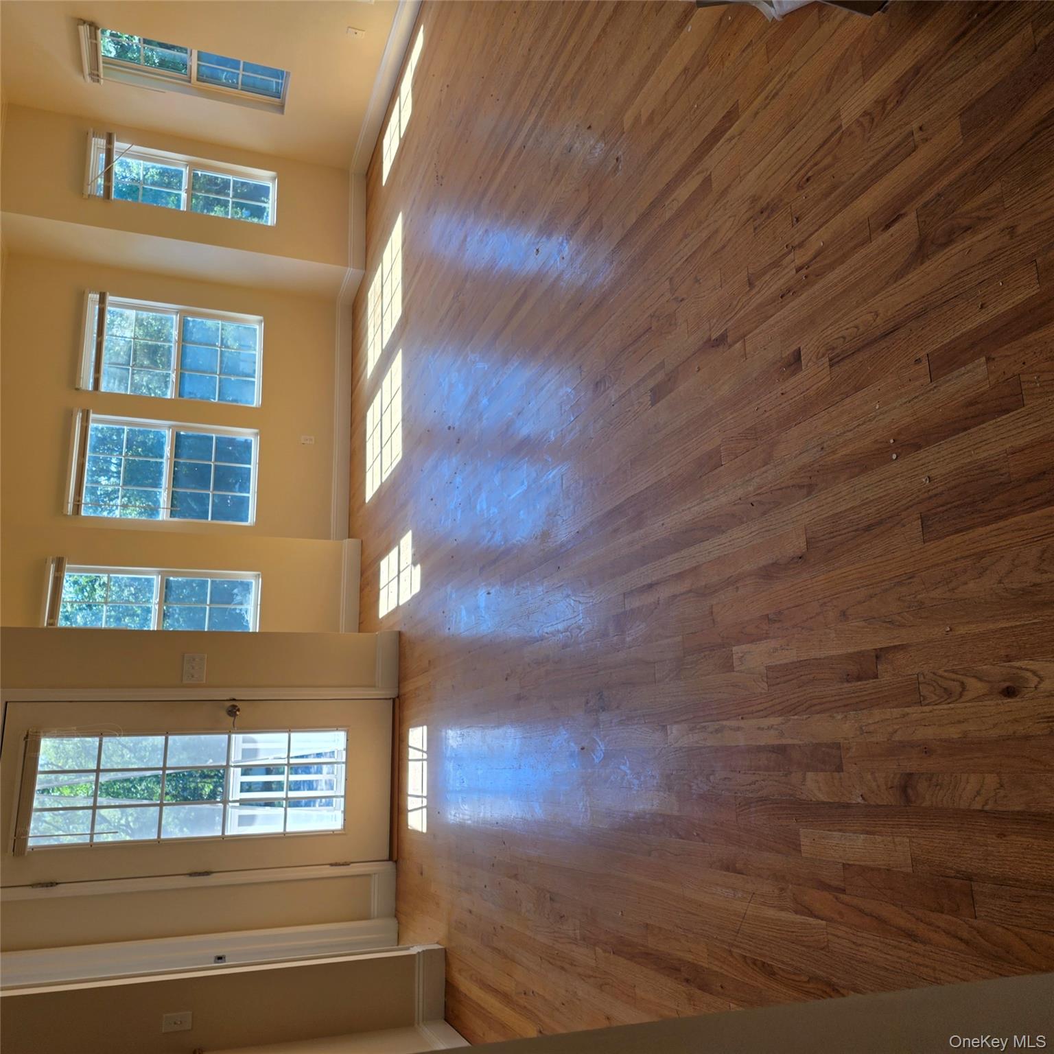 3025 Sunrise Hwy, Islip Terrace, NY 11752