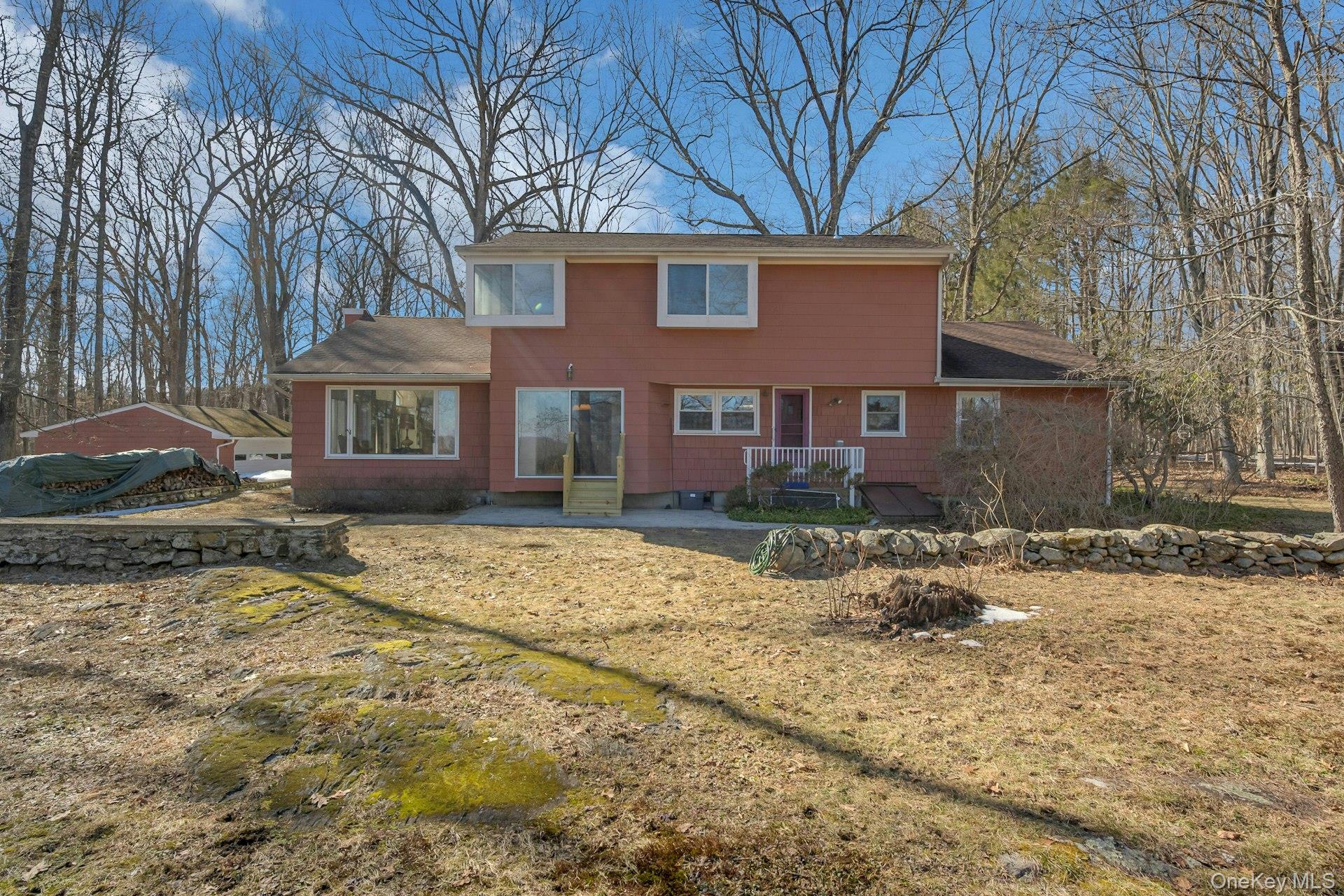 16 Young Road, Katonah, NY 10536