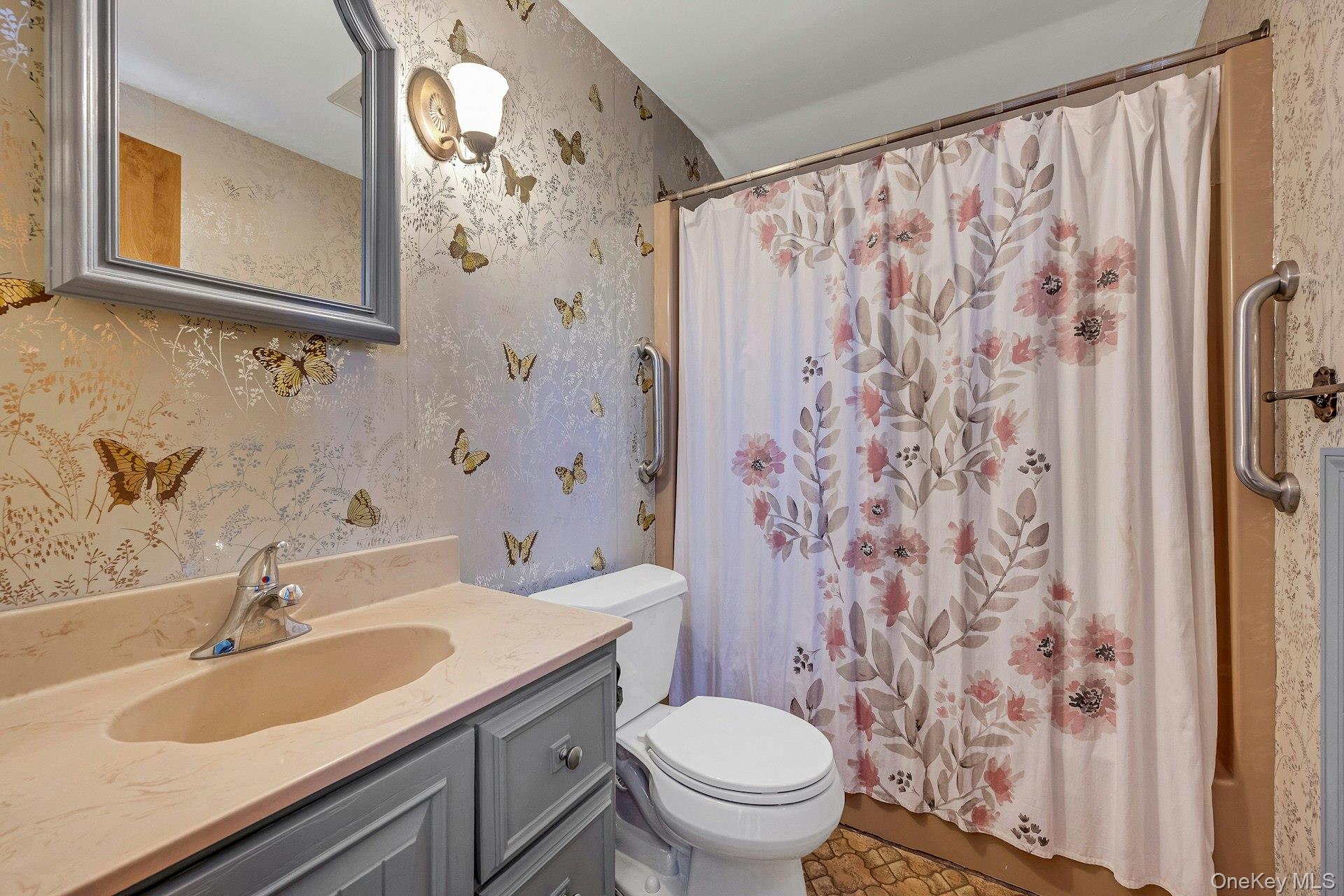 16 Young Road, Katonah, NY 10536