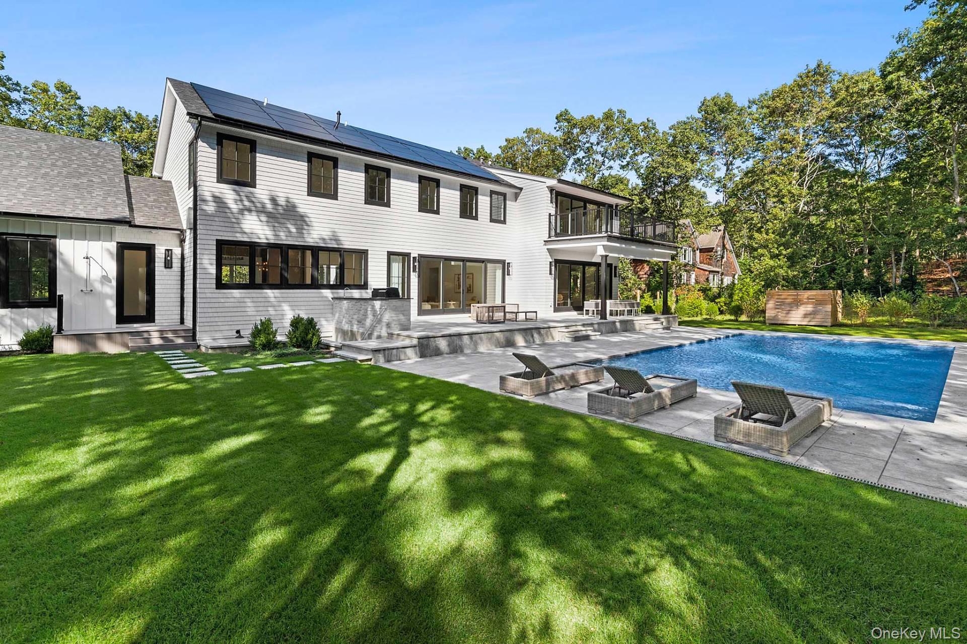 116 Middle Line Highway, Southampton, NY 11968