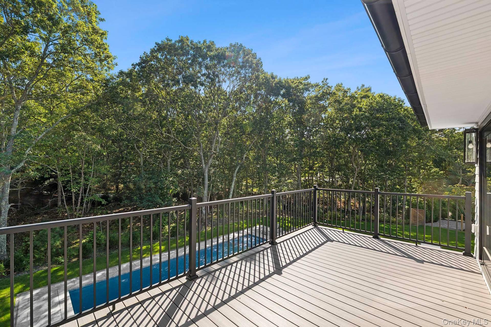 116 Middle Line Highway, Southampton, NY 11968