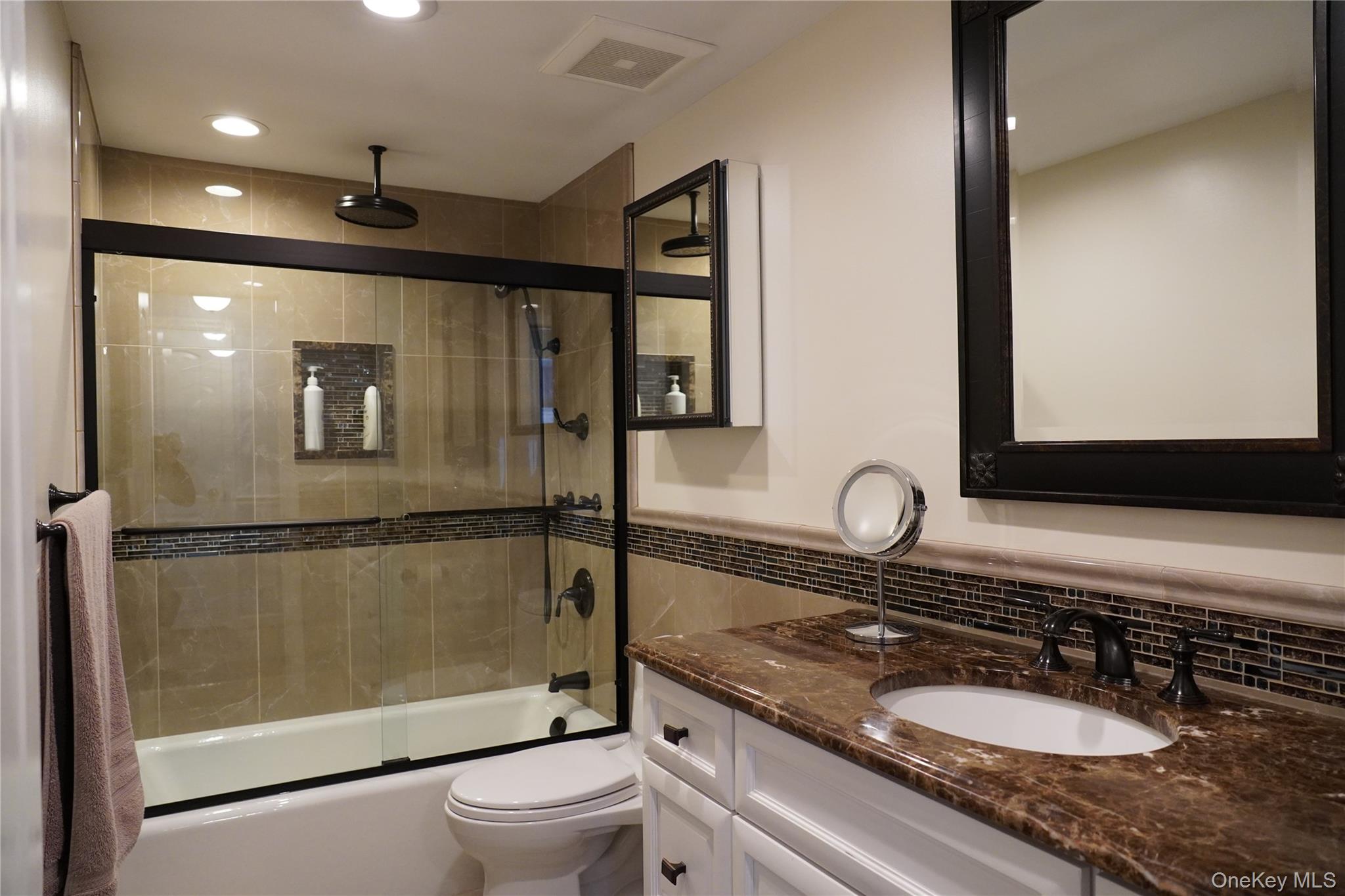 69 Meyer Lane, Medford, NY 11763