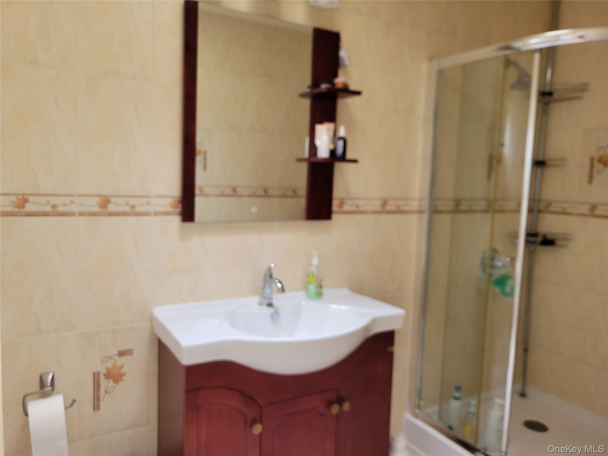 3-14 Julius Road # 20D, College Point, NY 11356