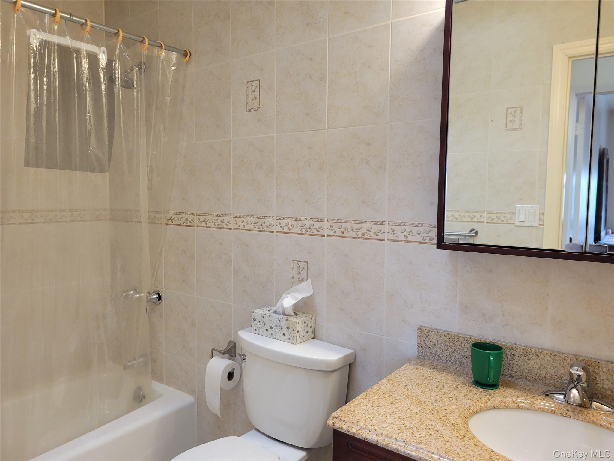 3-14 Julius Road # 20D, College Point, NY 11356