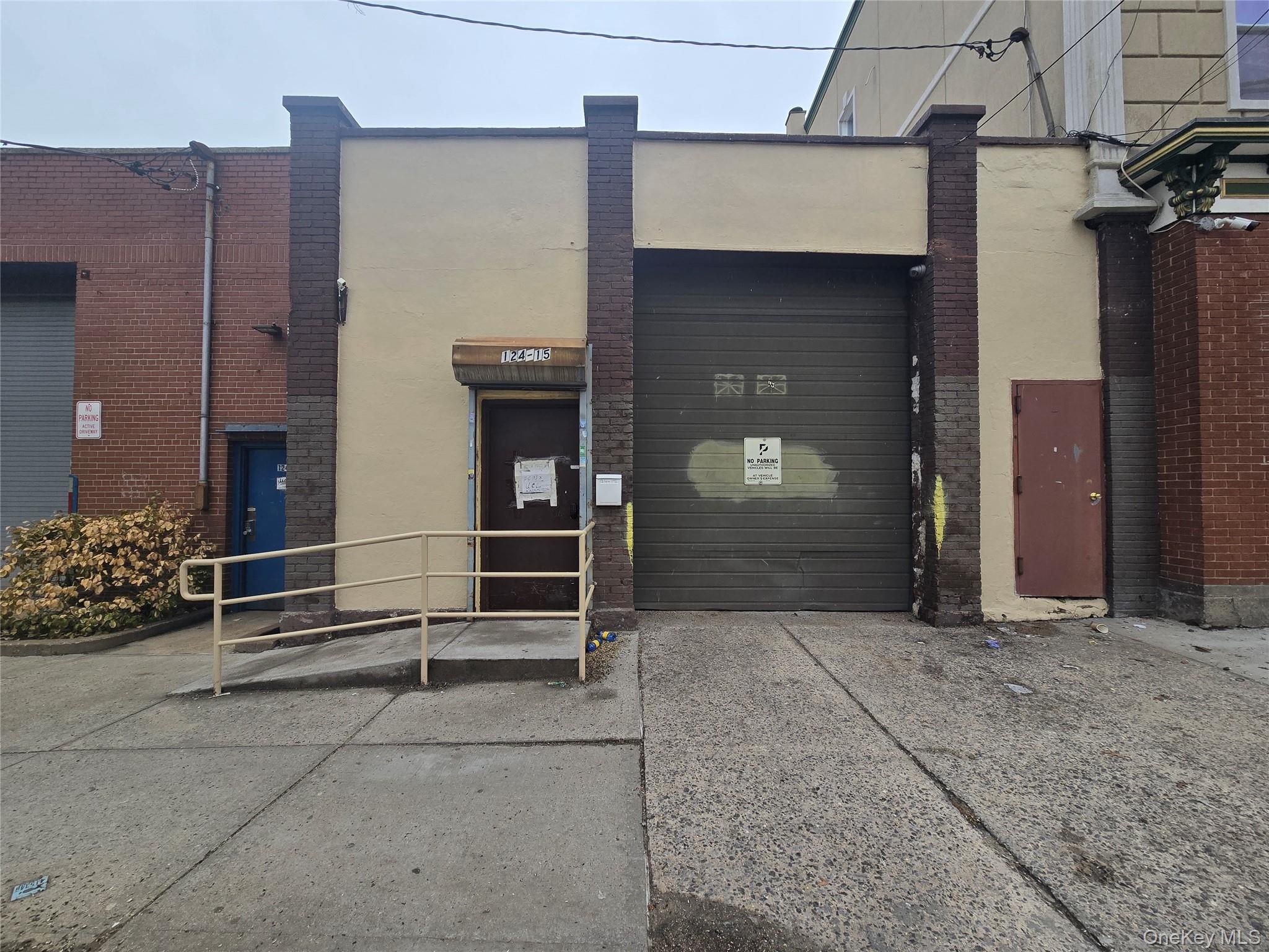 124-15 18th Avenue, College Point, NY 11356