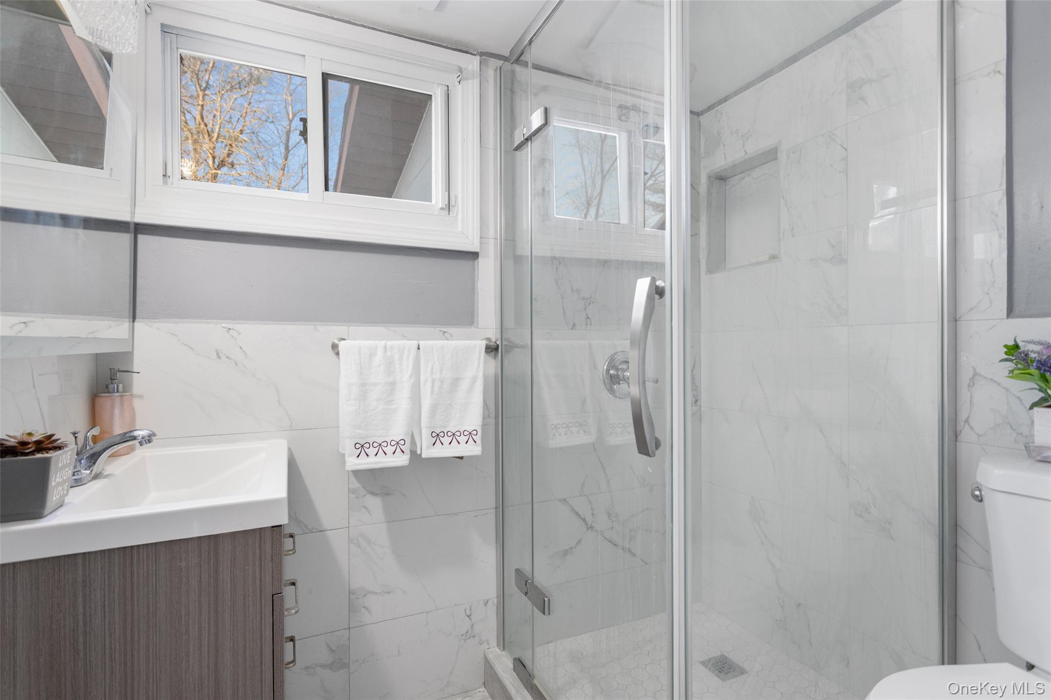 6 Merrick Lane, Spring Valley, NY 10977