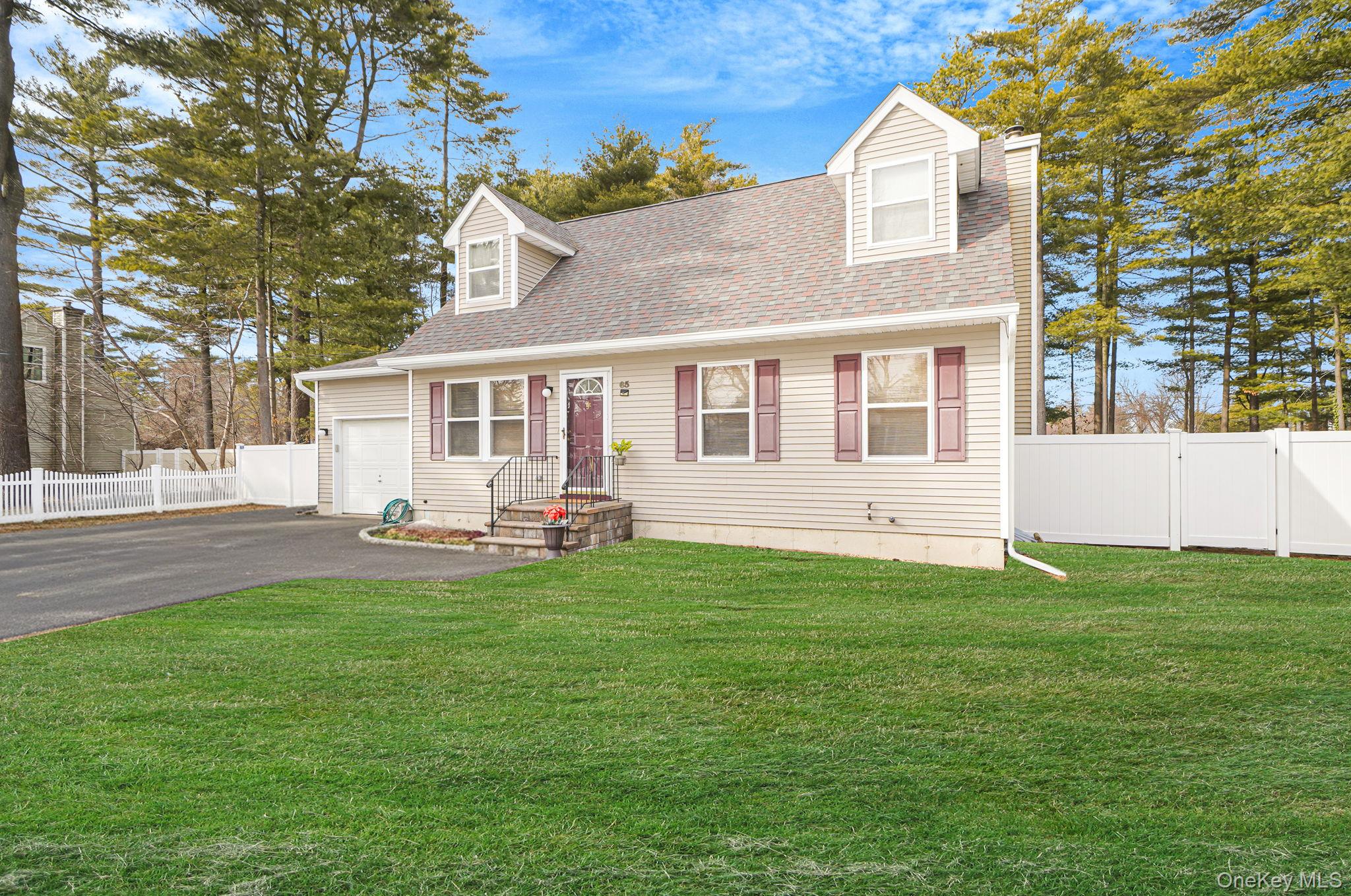 65 Prospect Drive, Brentwood, NY 11717