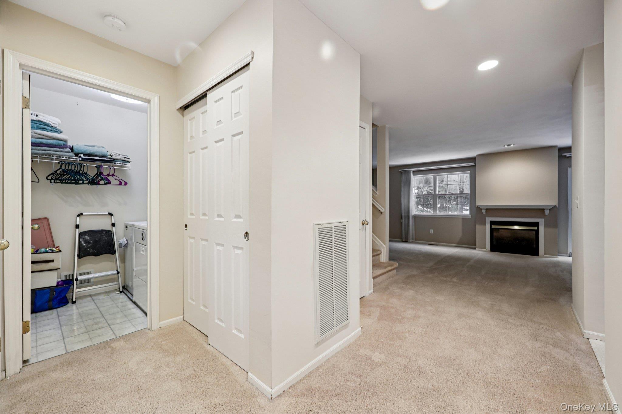 3 Springwood Lane, Huntington, NY 11743