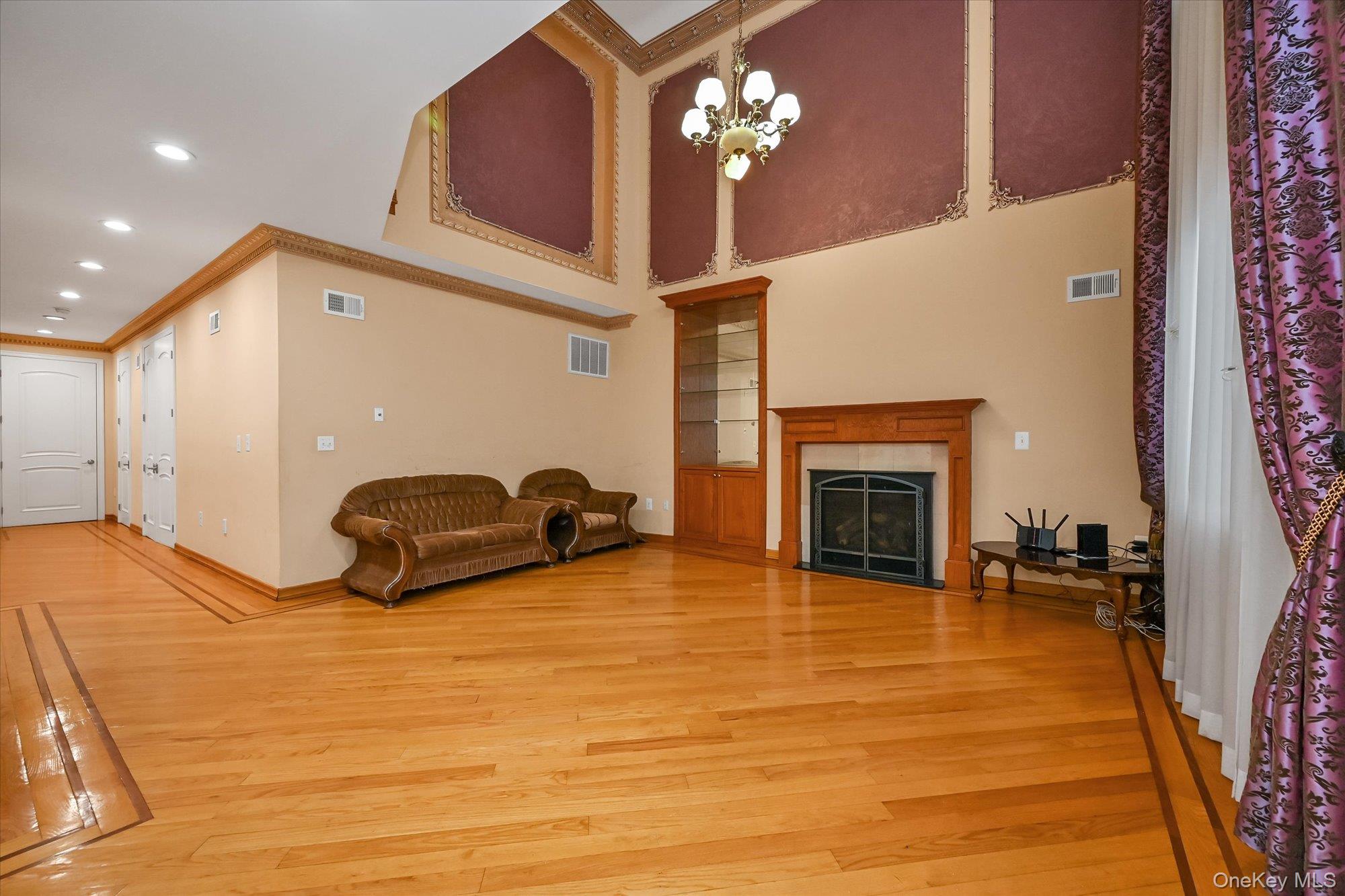 7716 Kew Forest Lane, Forest Hills, NY 11375