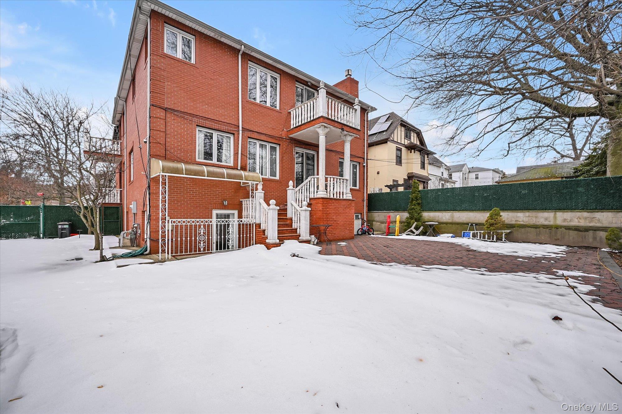 7716 Kew Forest Lane, Forest Hills, NY 11375