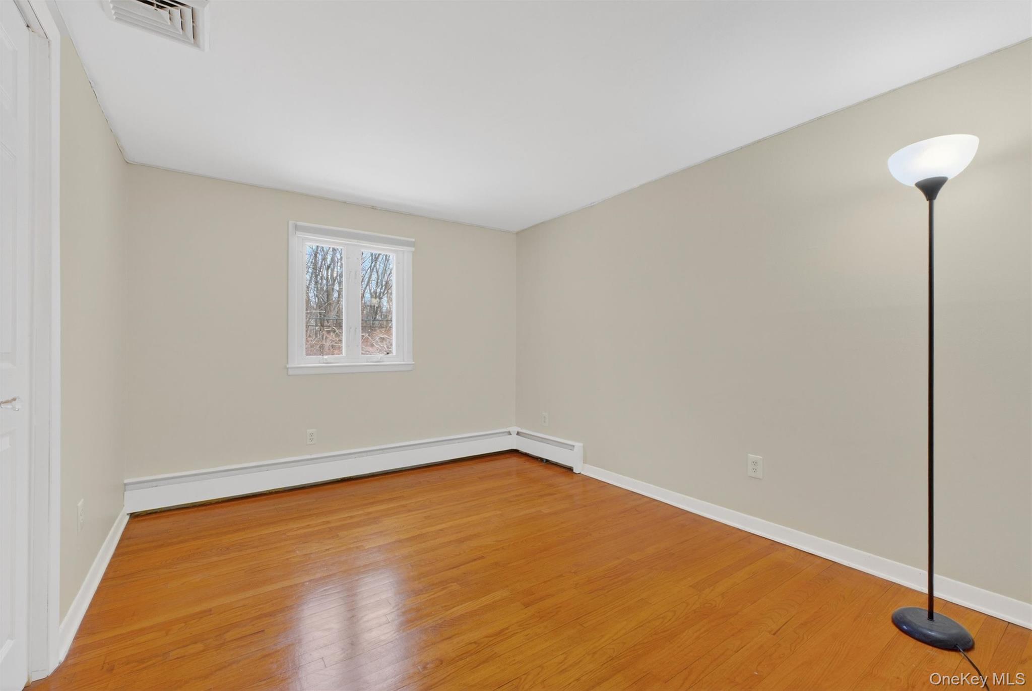 16 Orchard Lane, Hopewell Junction, NY 12533