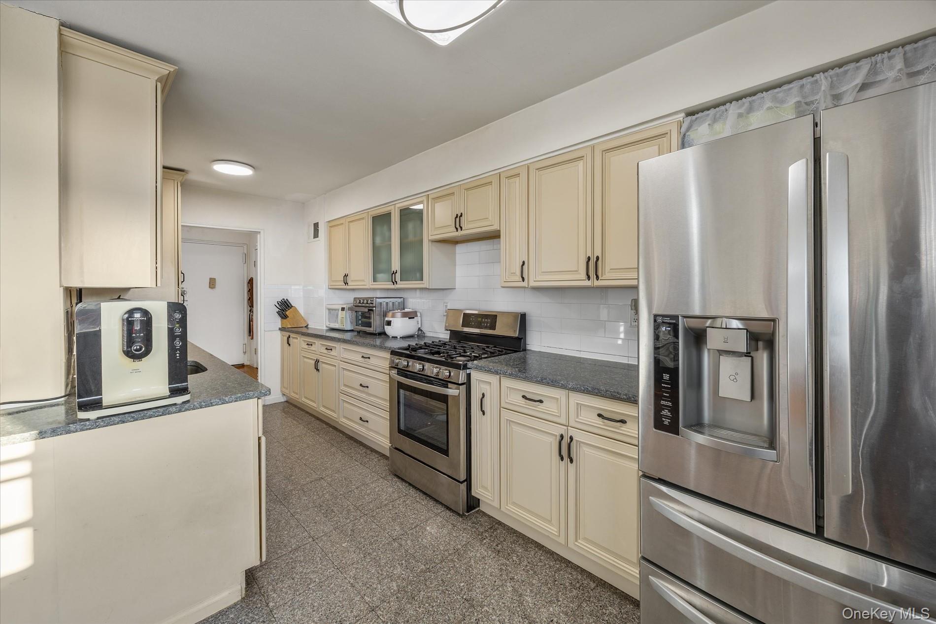 3425 150th Place # 6E, Flushing, NY 11354