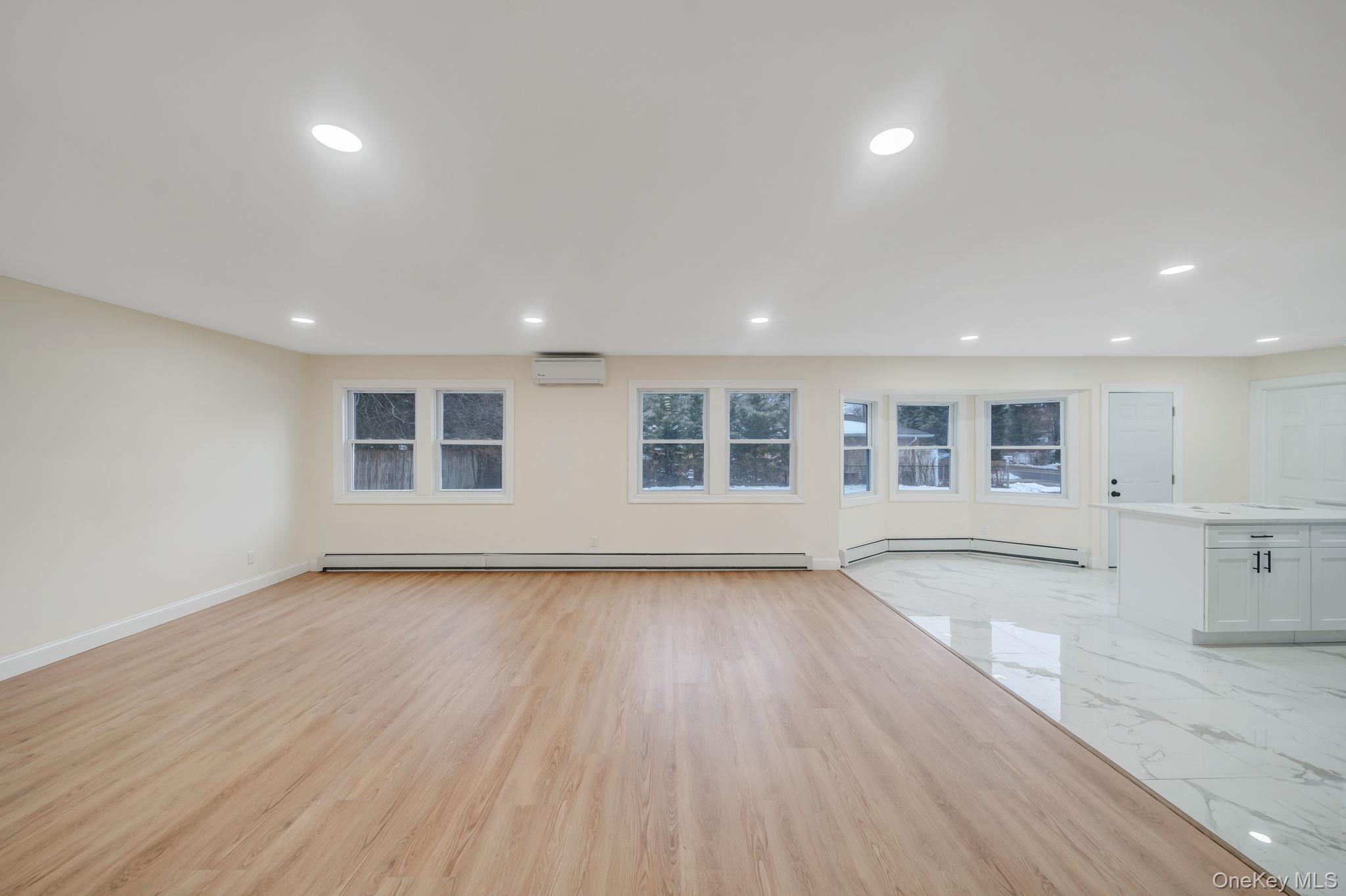 50 7th Street, Saint James, NY 11780