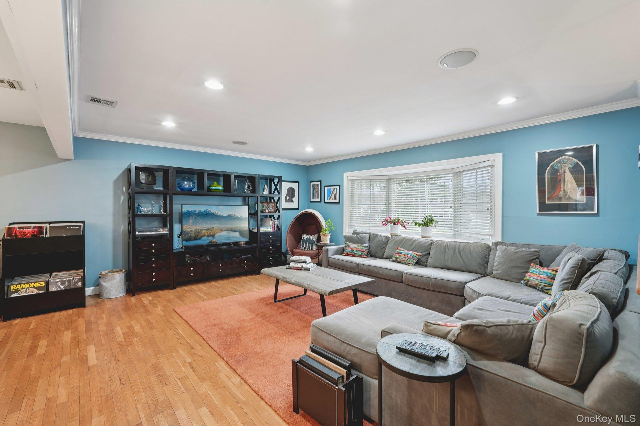 123 Gatto Lane, Pearl River, NY 10965