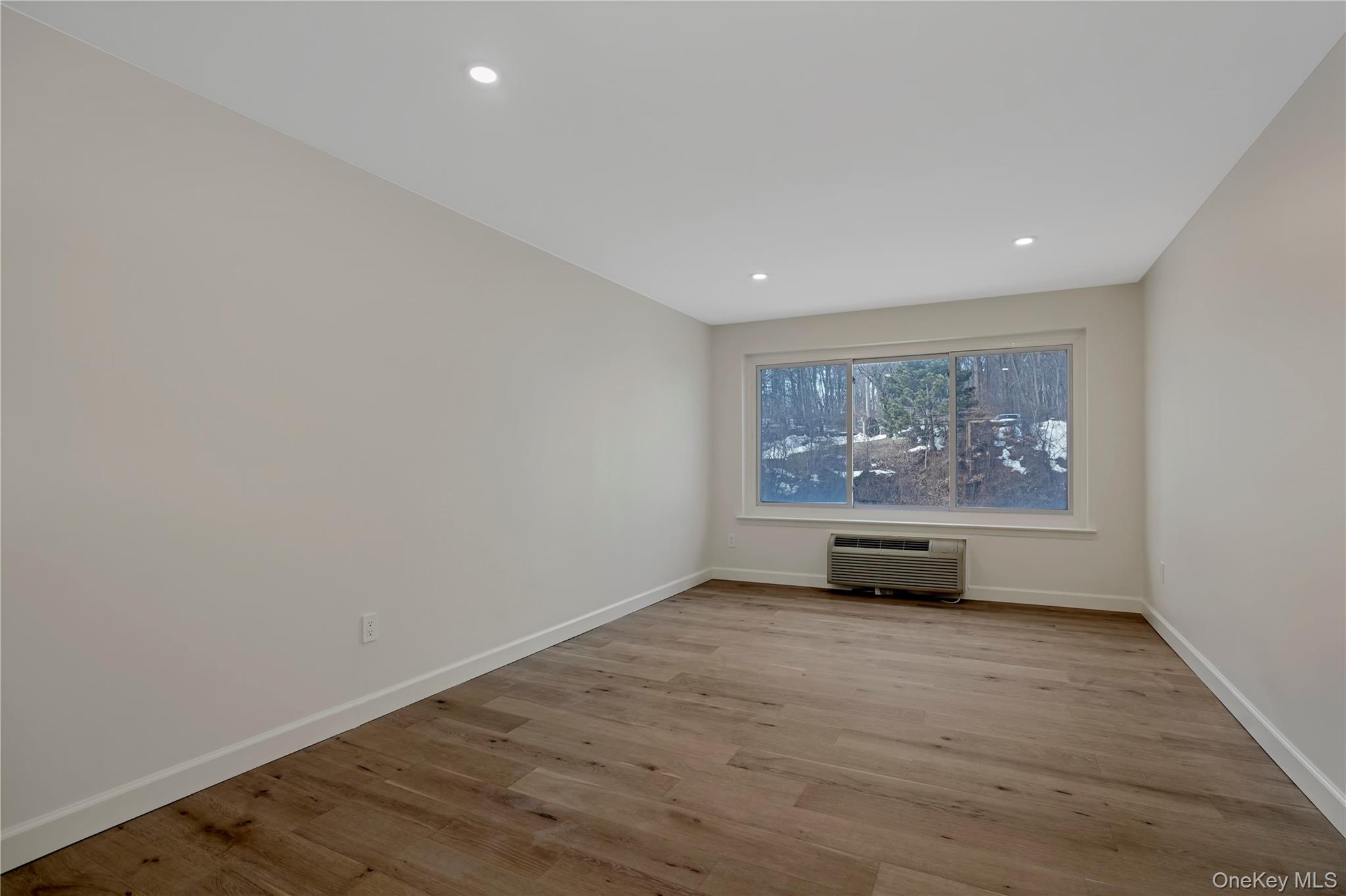 400 High Point Drive # 206, Hartsdale, NY 10530