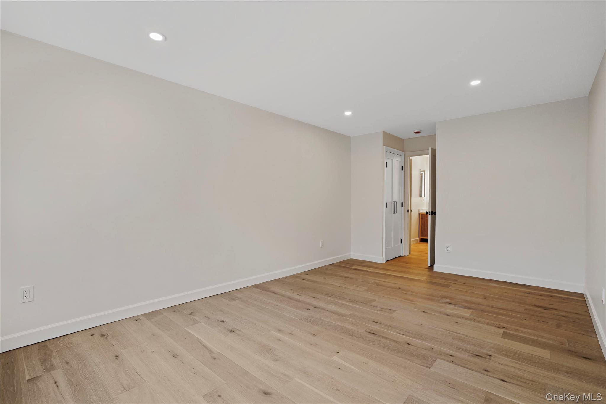 400 High Point Drive # 206, Hartsdale, NY 10530