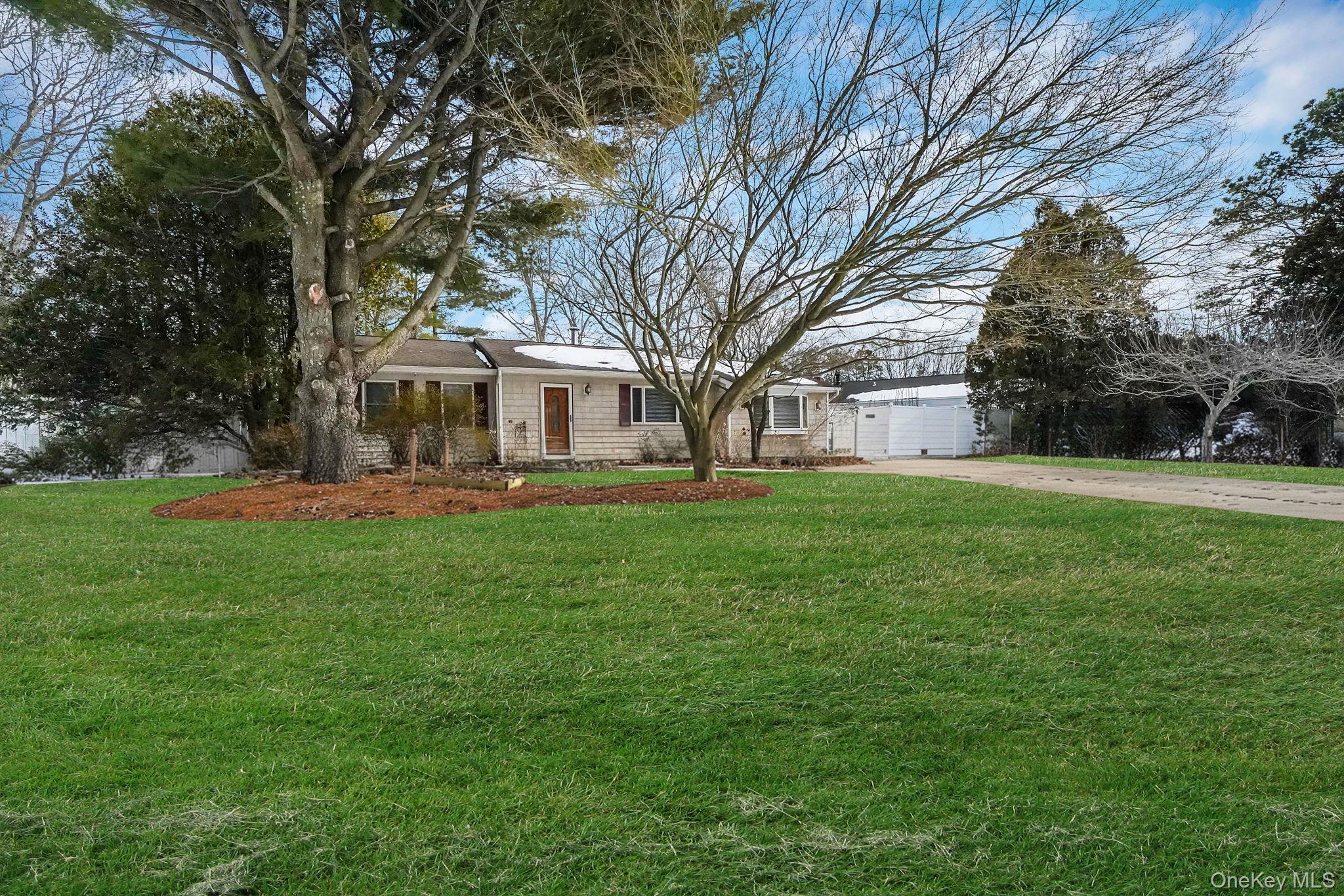 3 Timber Trail Lane, Medford, NY 11763