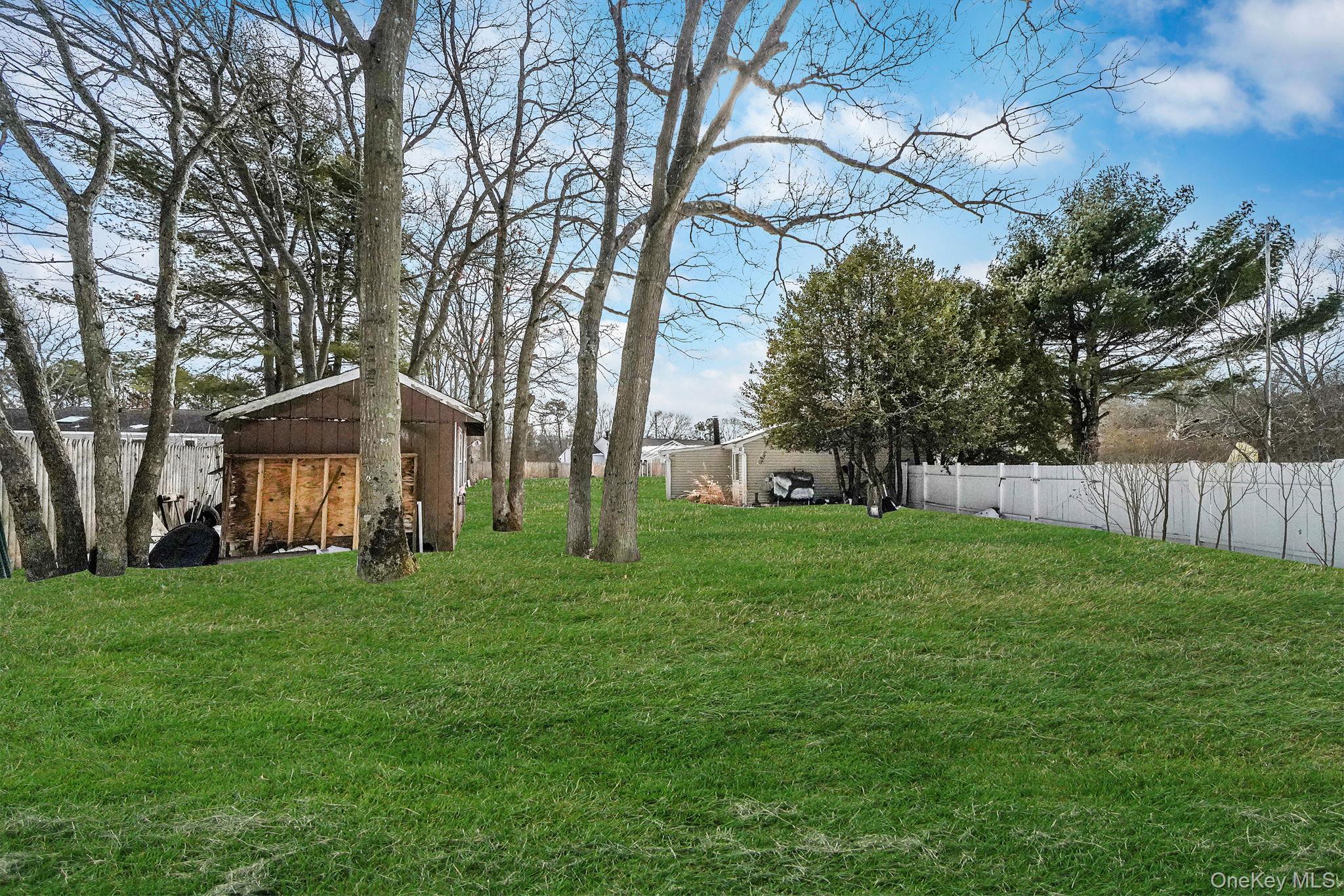 3 Timber Trail Lane, Medford, NY 11763