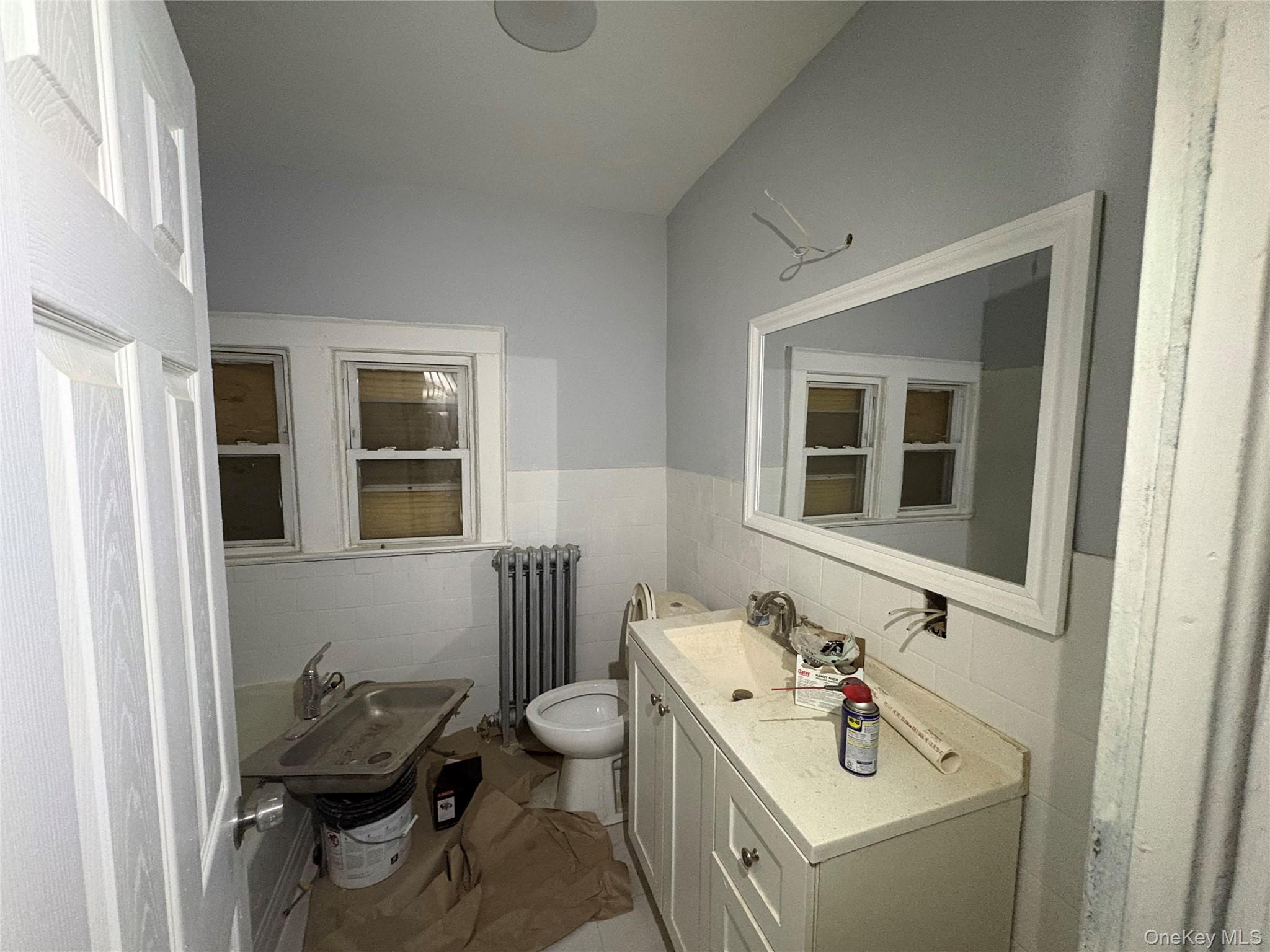 21 E Clinton Avenue, Roosevelt, NY 11575