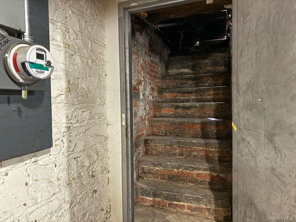 67981 Seneca Avenue, Ridgewood, NY 11385