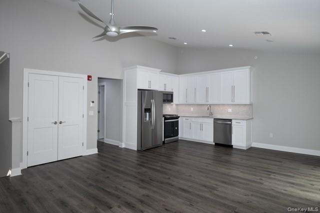 26 Sunlight Walk # 26, Holbrook, NY 11741