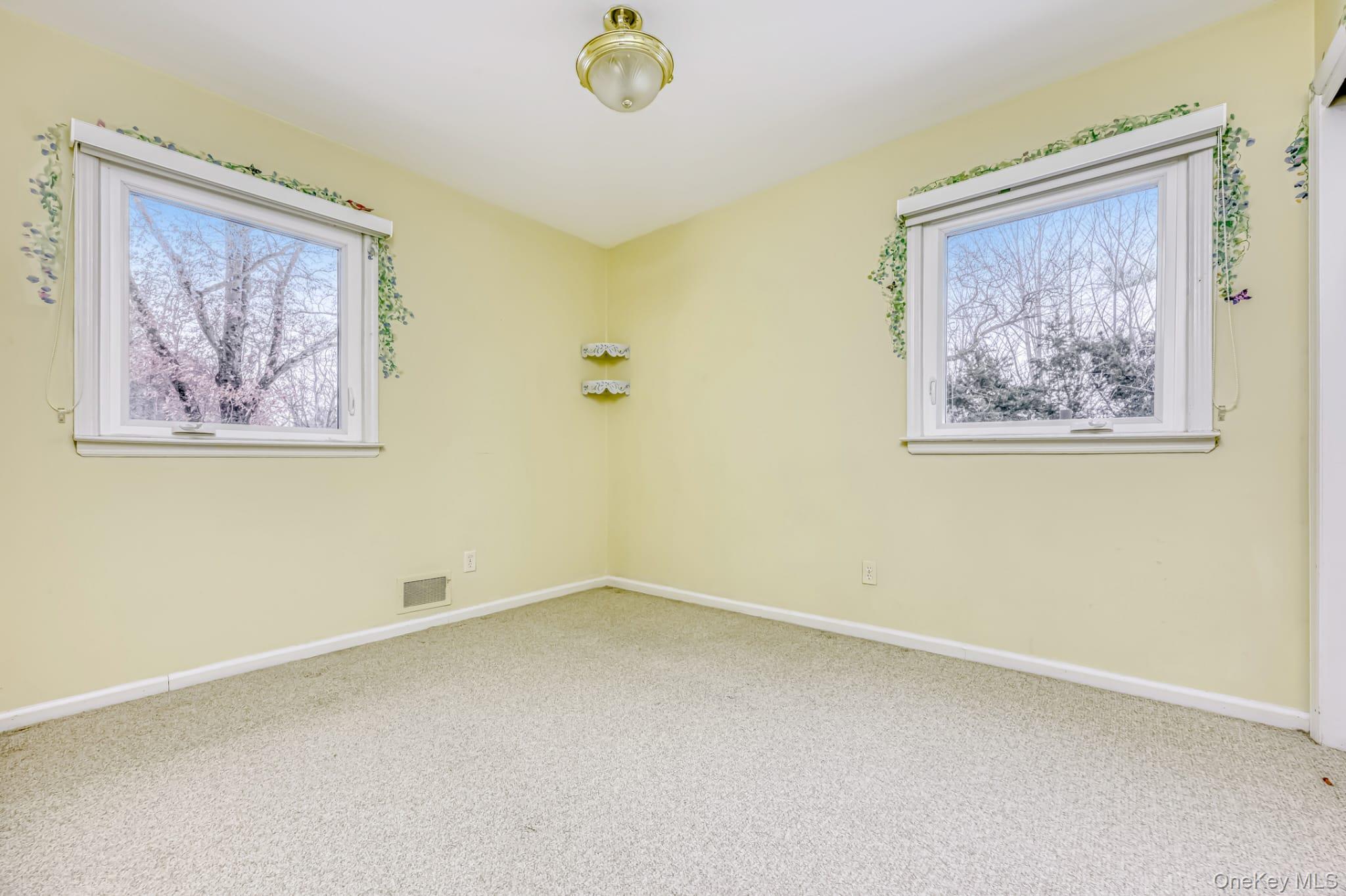 23 S Parker Drive, Monsey, NY 10952