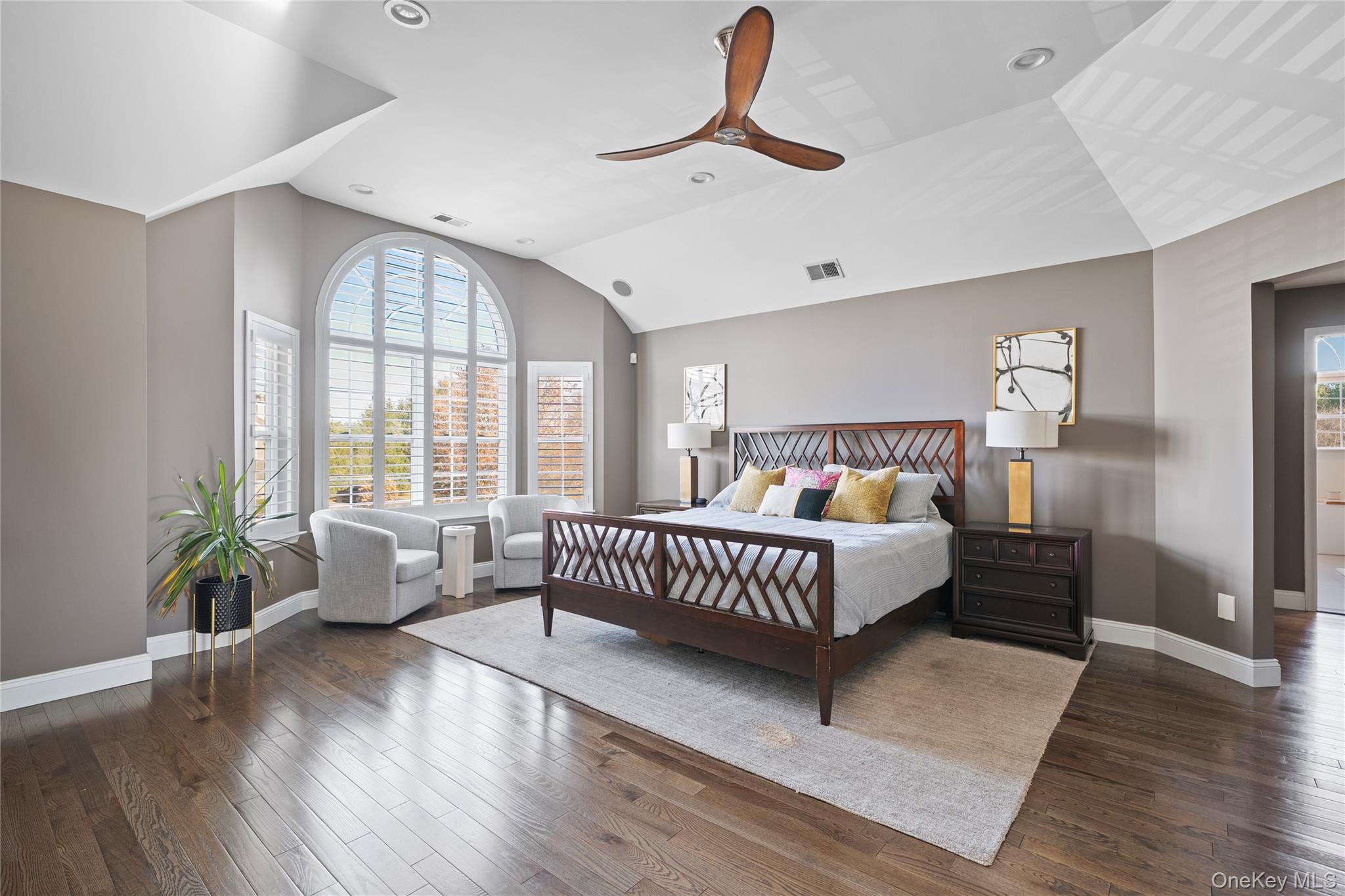 2 Holly Court, Miller Place, NY 11764