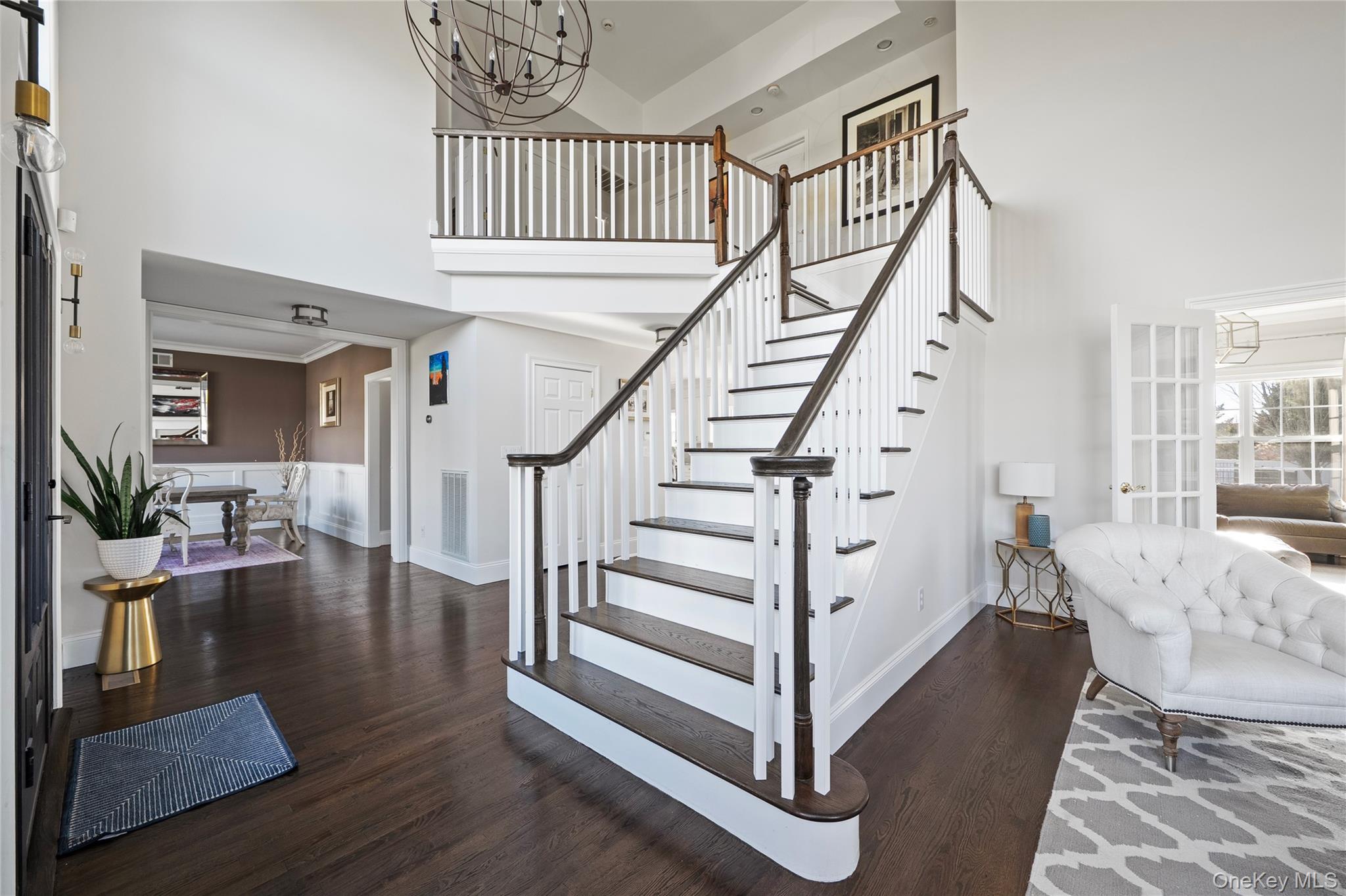 2 Holly Court, Miller Place, NY 11764