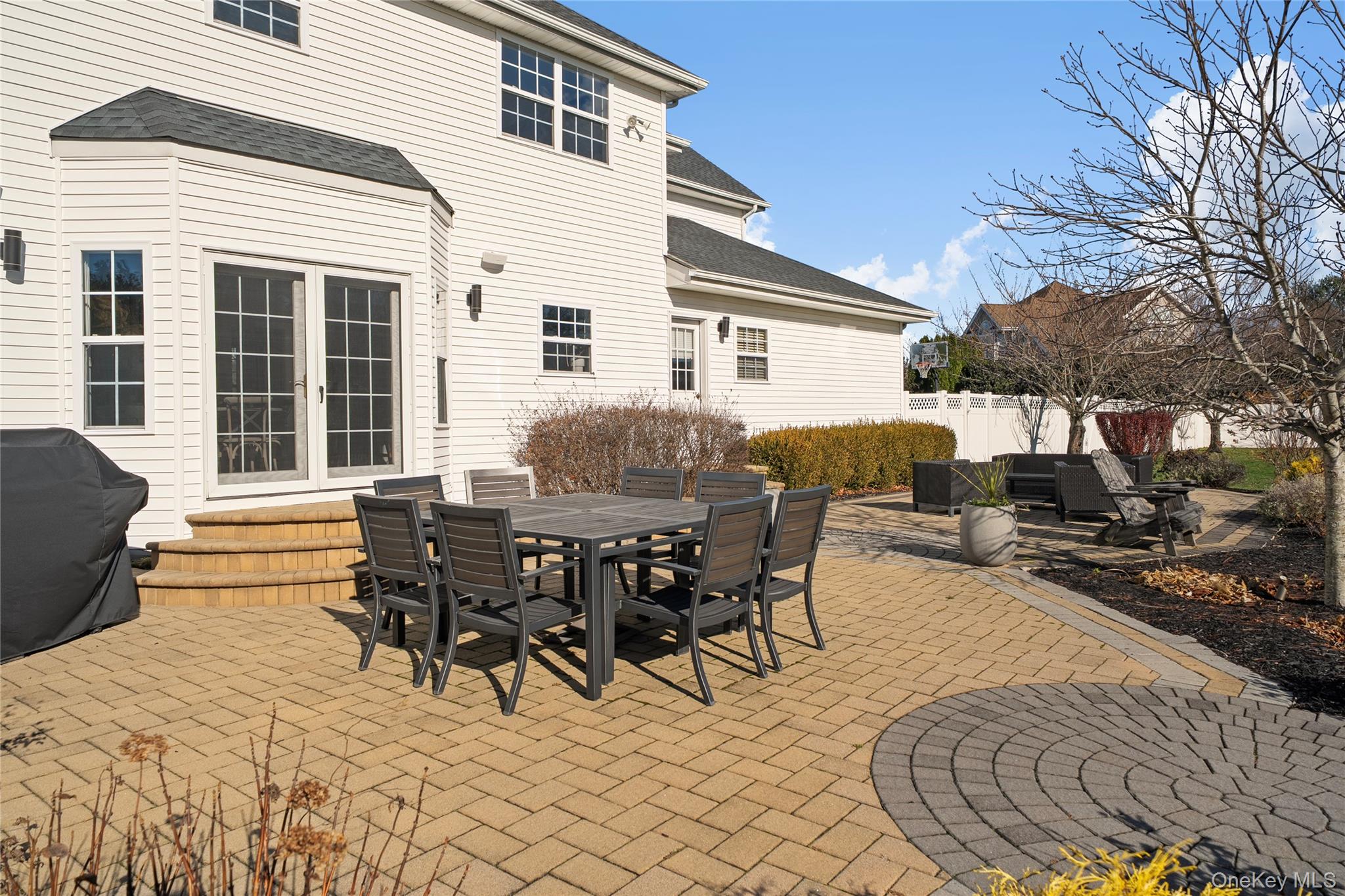 2 Holly Court, Miller Place, NY 11764