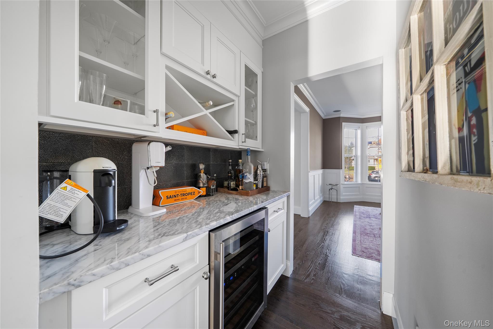 2 Holly Court, Miller Place, NY 11764