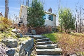 232 N Country Road, Mount Sinai, NY 11766