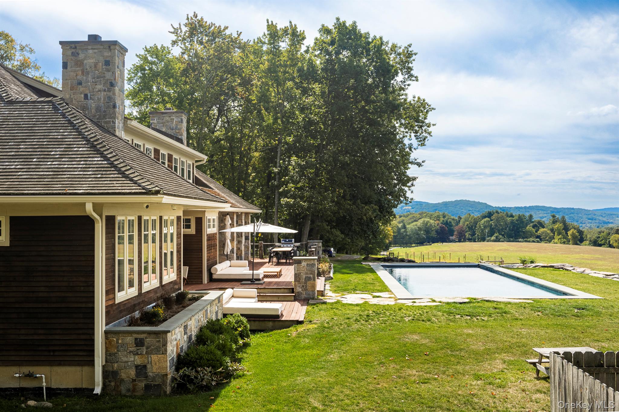 121 Quaker Hill Road, Pawling, NY 12564