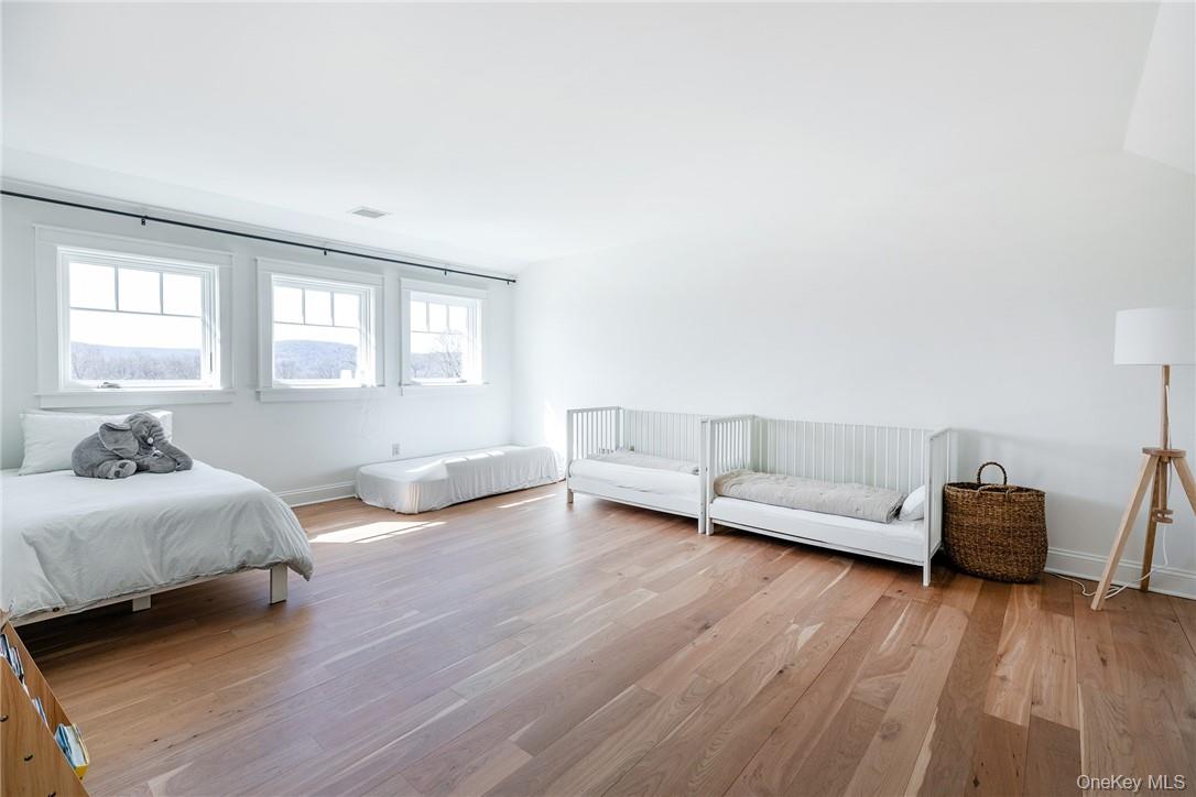 121 Quaker Hill Road, Pawling, NY 12564