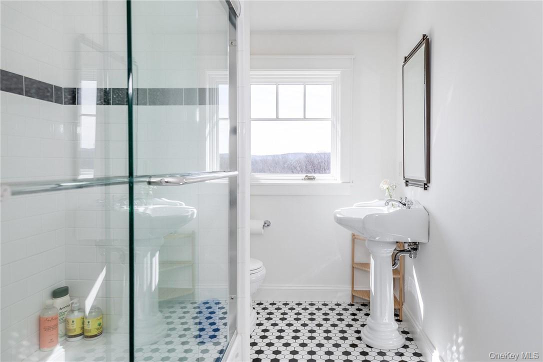 121 Quaker Hill Road, Pawling, NY 12564