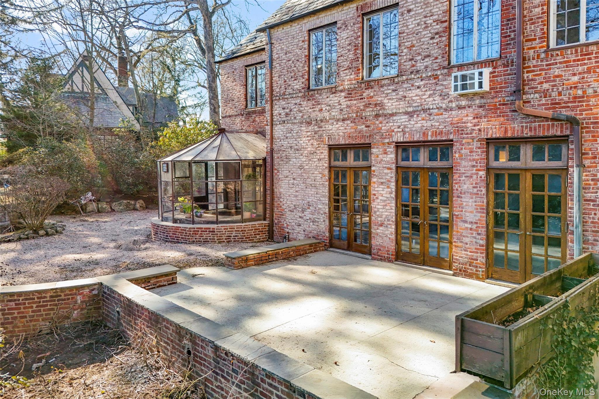 60 Wildwood Road, New Rochelle, NY 10804