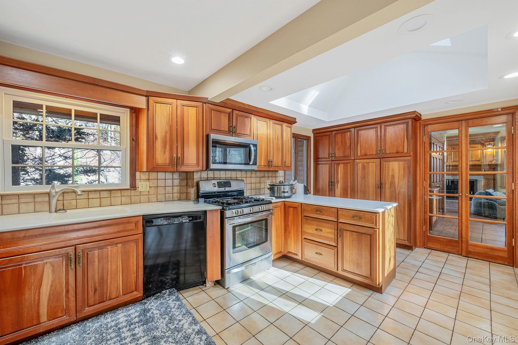 1 Spring Hollow Road, Nissequogue, NY 11780