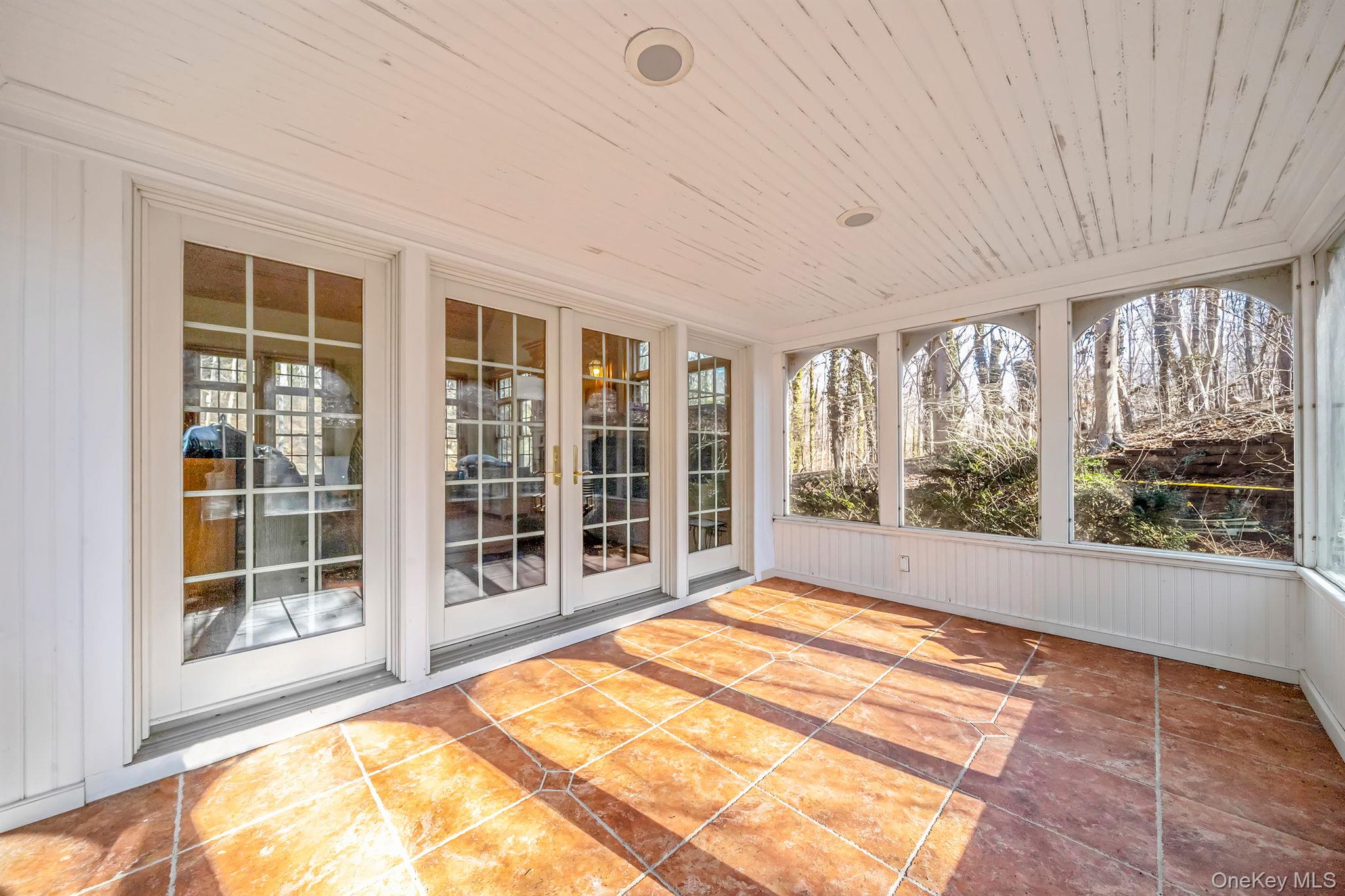 1 Spring Hollow Road, Nissequogue, NY 11780