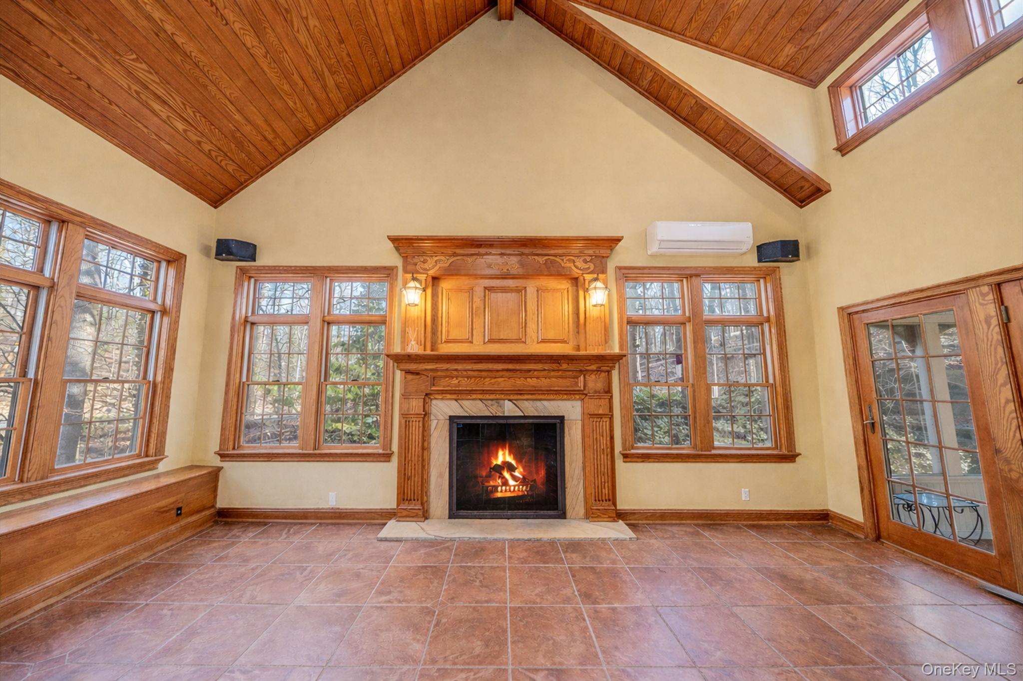 1 Spring Hollow Road, Nissequogue, NY 11780