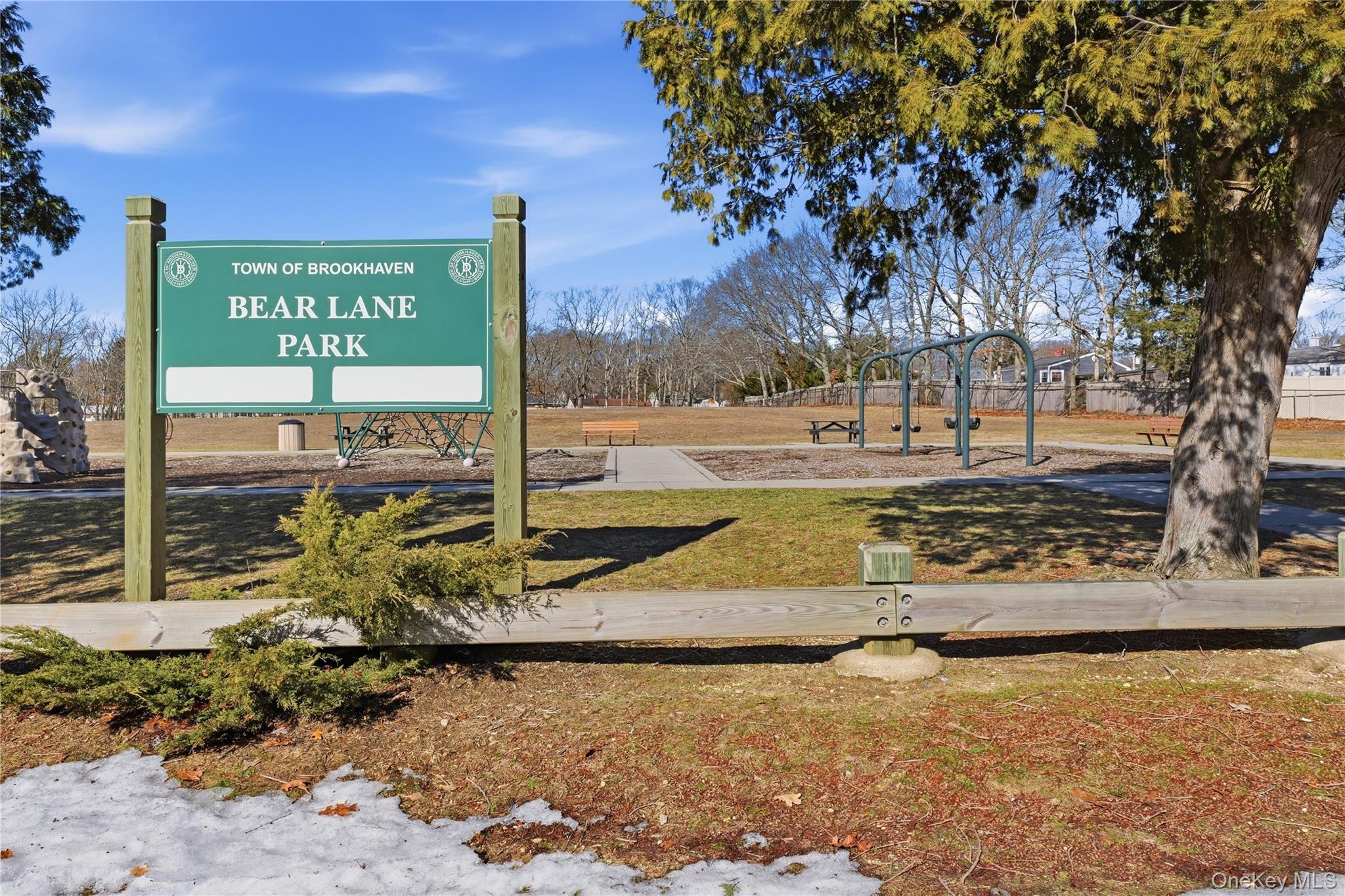 5 Bear Lane, Centereach, NY 11720